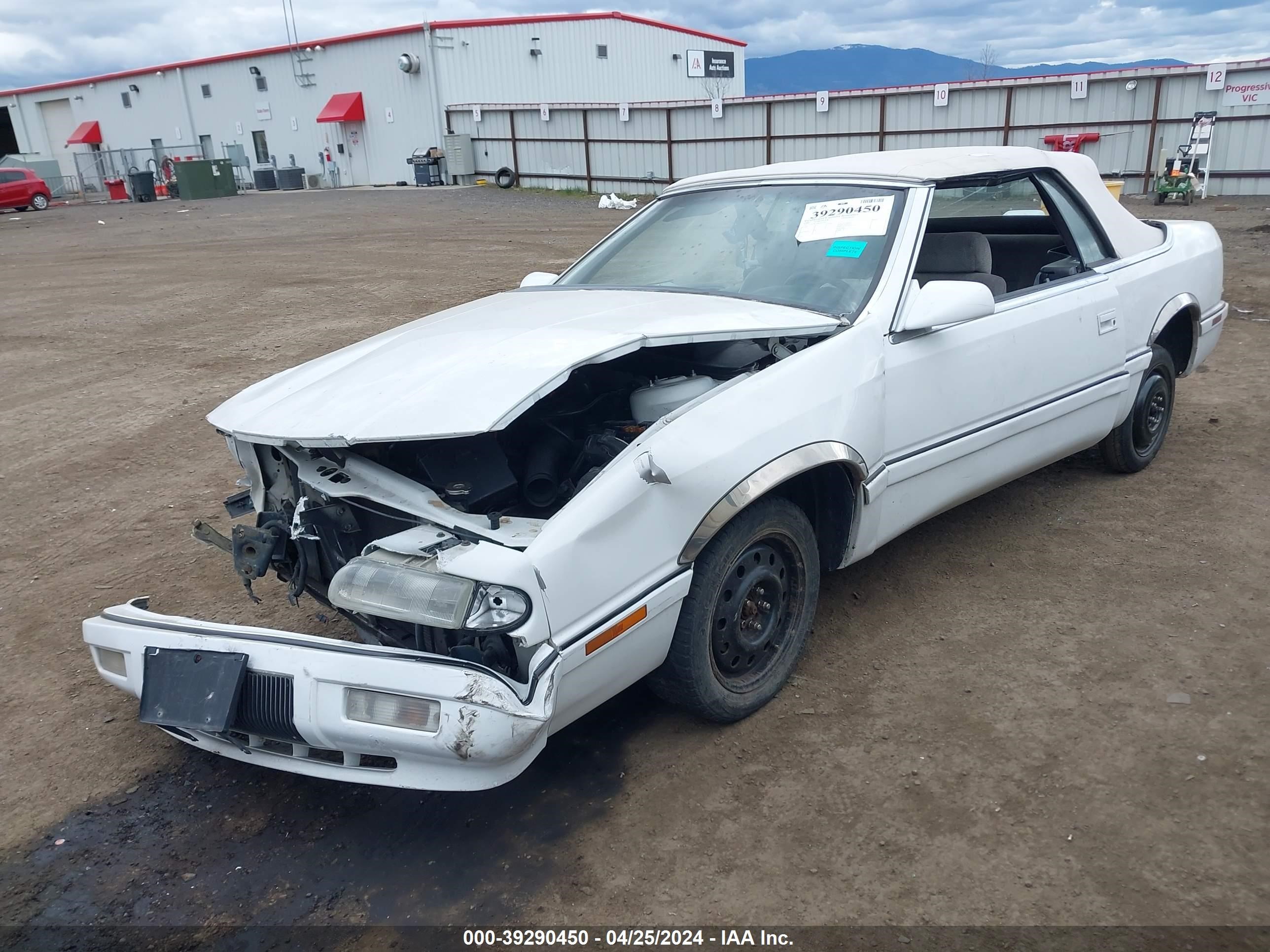 Photo 1 VIN: 1C3EU4534RF253163 - CHRYSLER LE BARON 