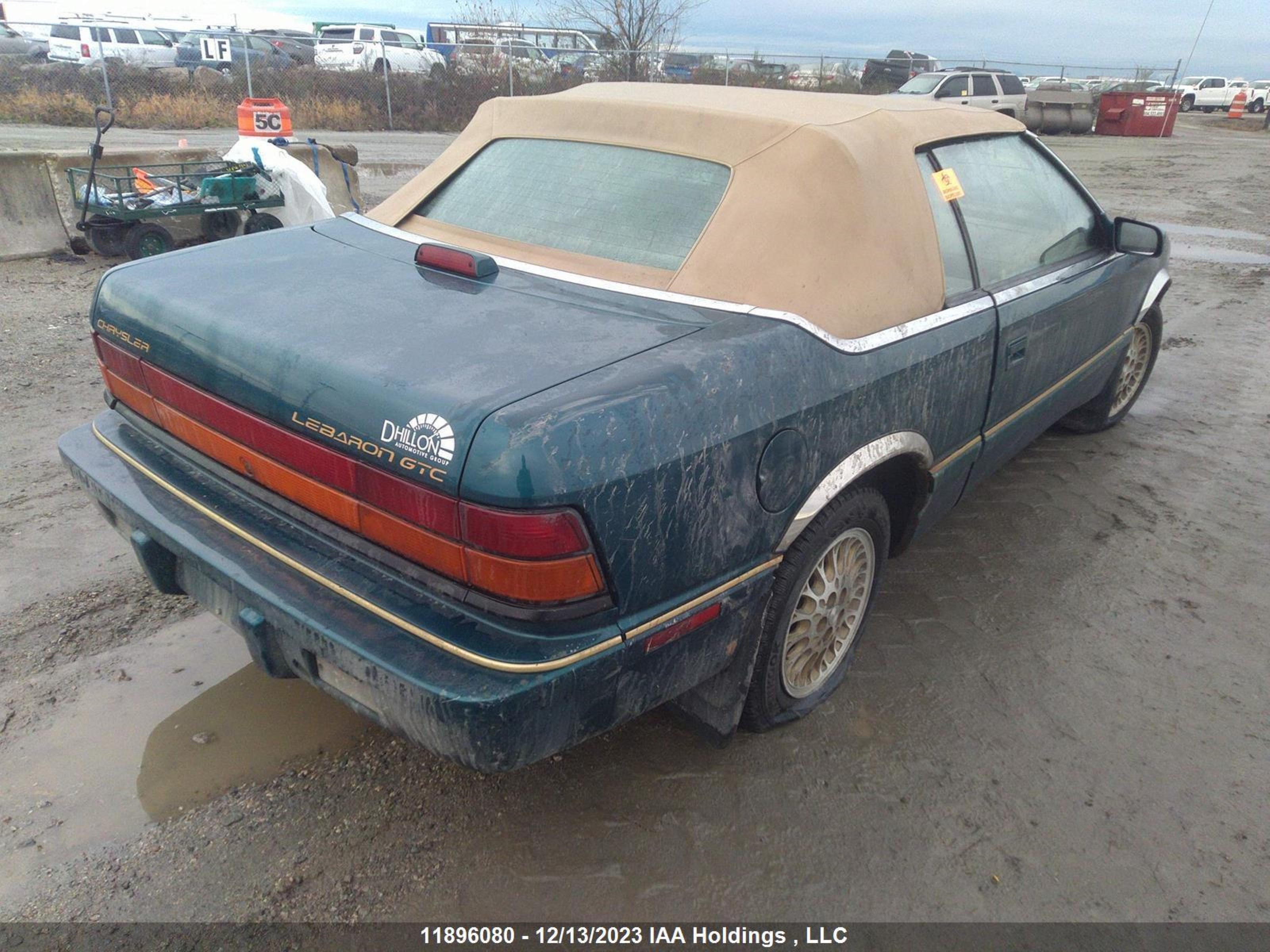 Photo 3 VIN: 1C3EU453XSF640290 - CHRYSLER LE BARON 