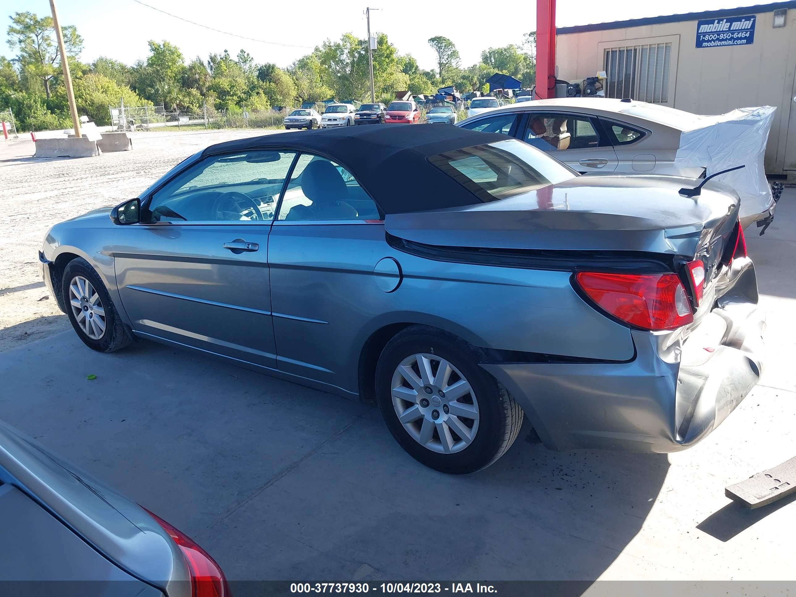 Photo 2 VIN: 1C3LC45K28N170966 - CHRYSLER SEBRING 