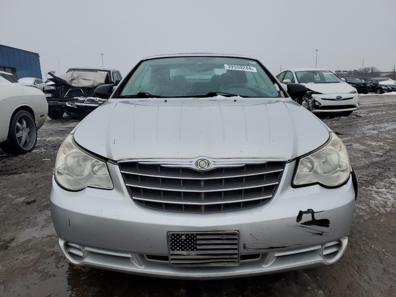 Photo 4 VIN: 1C3LC45K88N297091 - CHRYSLER SEBRING 