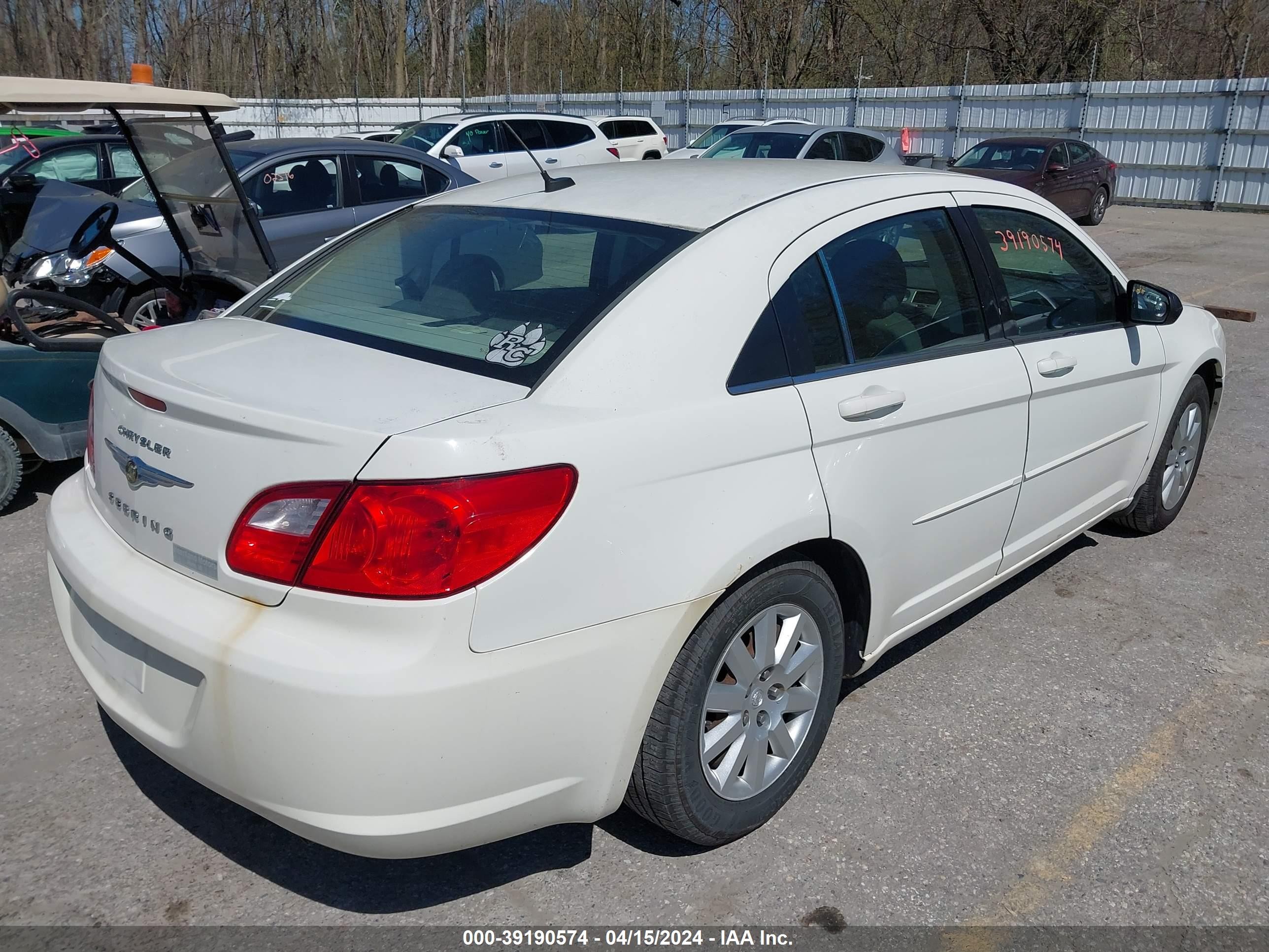 Photo 3 VIN: 1C3LC46B39N527541 - CHRYSLER SEBRING 