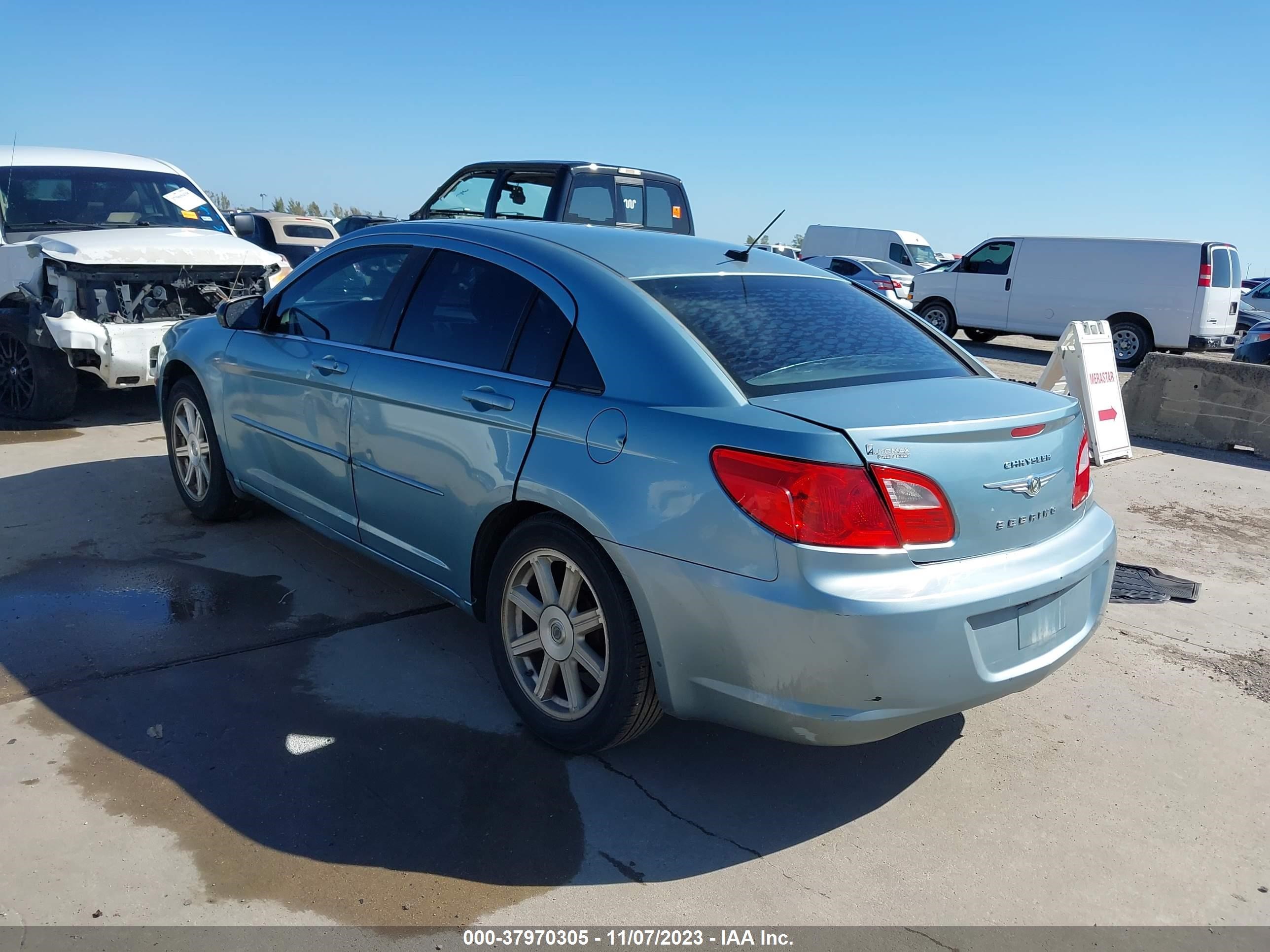 Photo 2 VIN: 1C3LC46B39N530486 - CHRYSLER SEBRING 