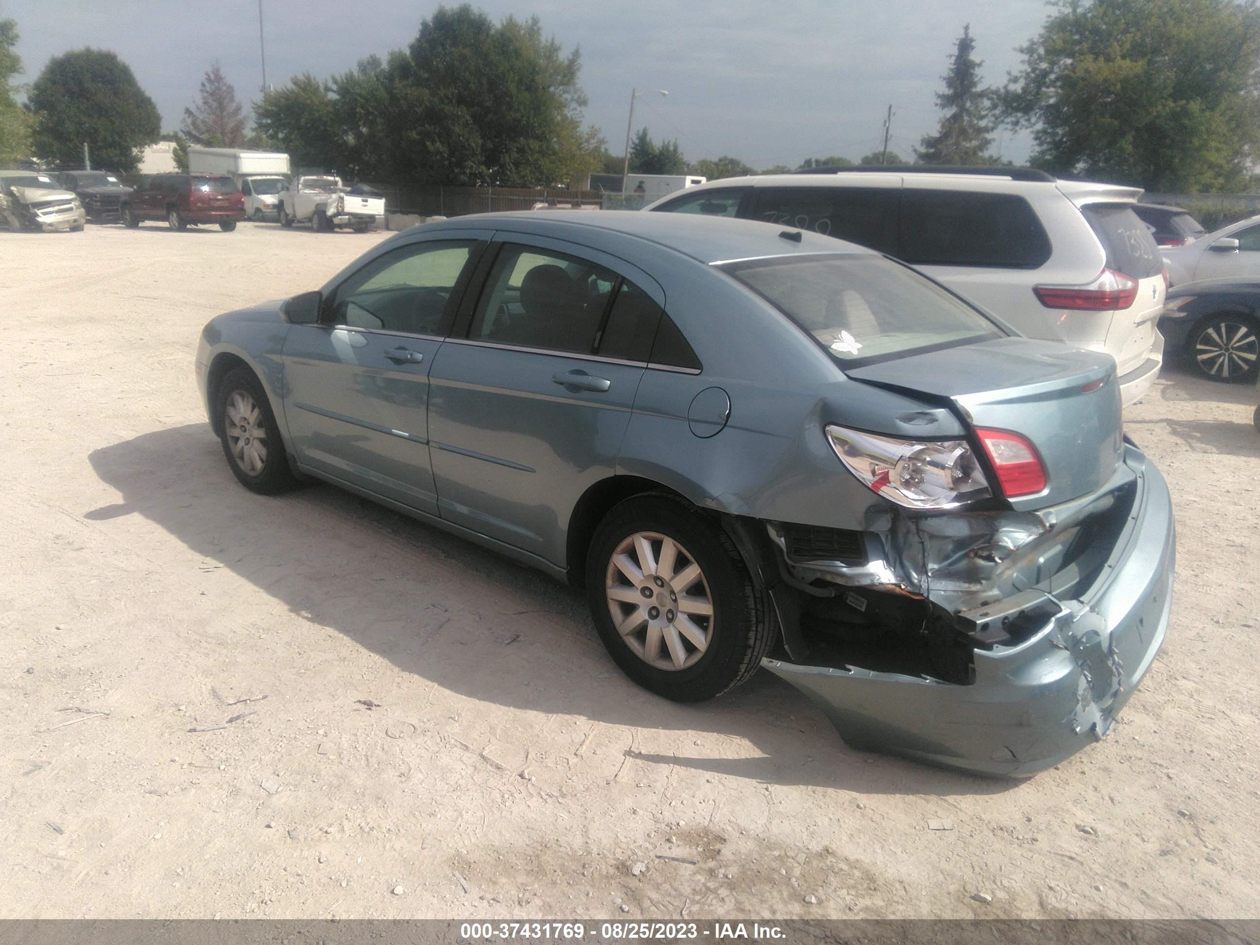 Photo 2 VIN: 1C3LC46B79N520964 - CHRYSLER SEBRING 