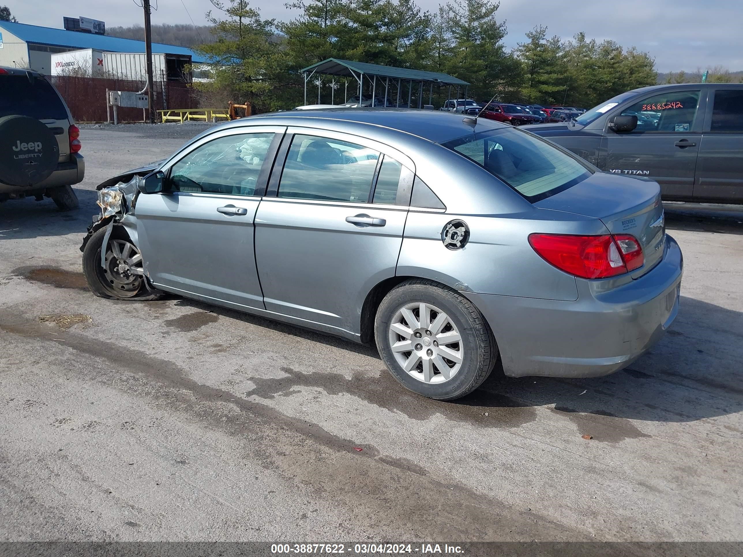 Photo 2 VIN: 1C3LC46J18N285452 - CHRYSLER SEBRING 