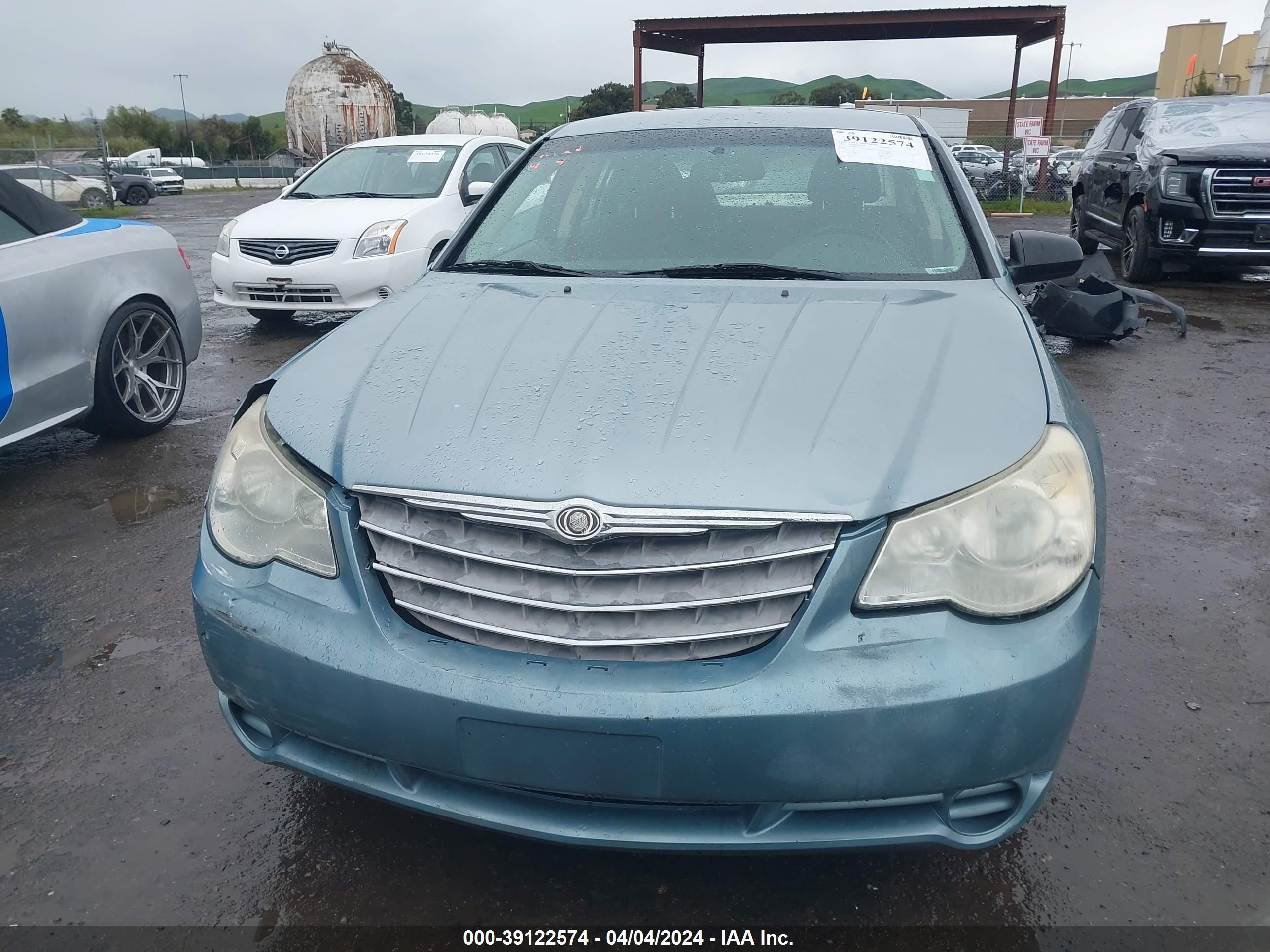 Photo 11 VIN: 1C3LC46J38N302140 - CHRYSLER SEBRING 