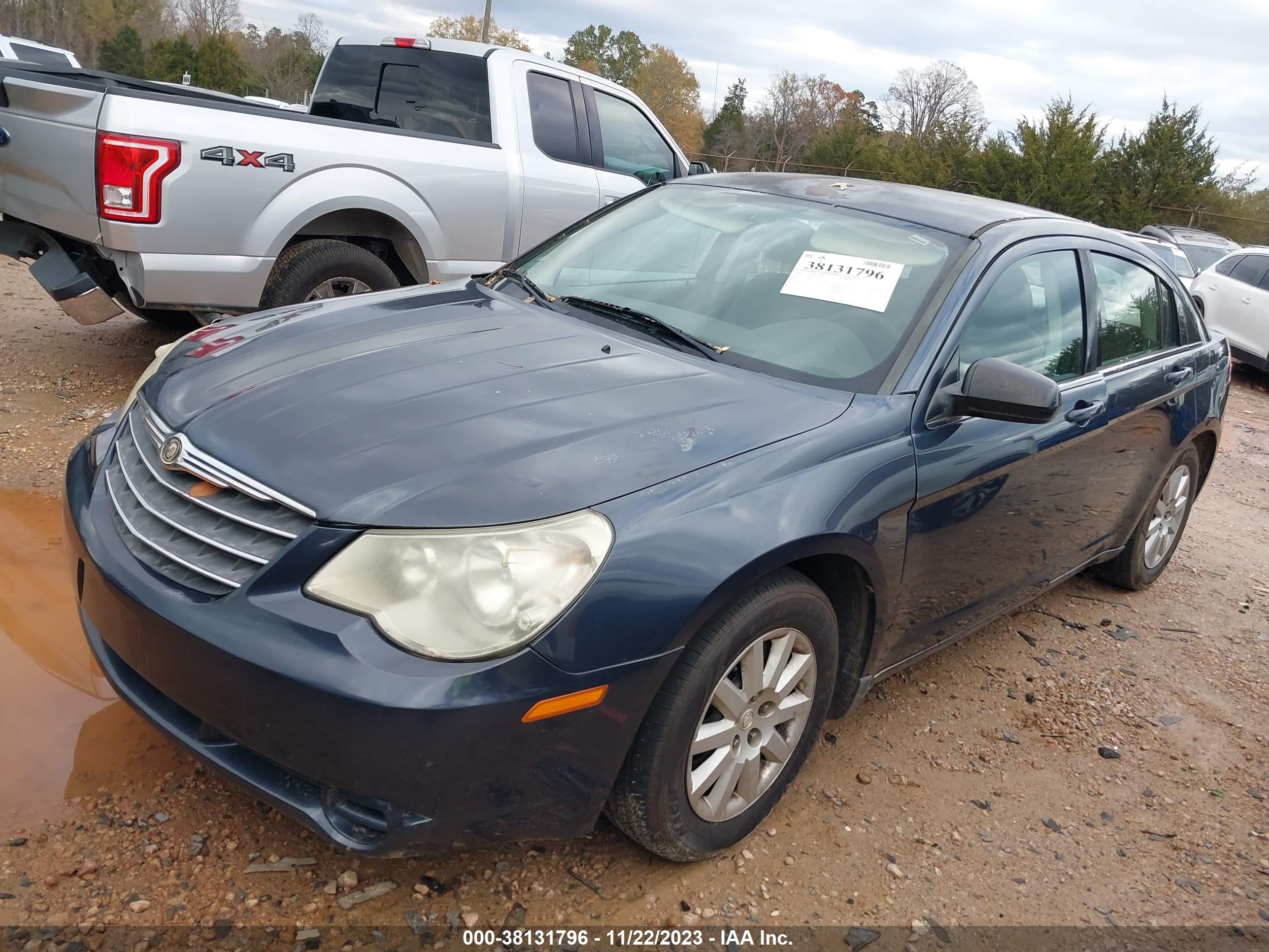 Photo 1 VIN: 1C3LC46K38N277622 - CHRYSLER SEBRING 