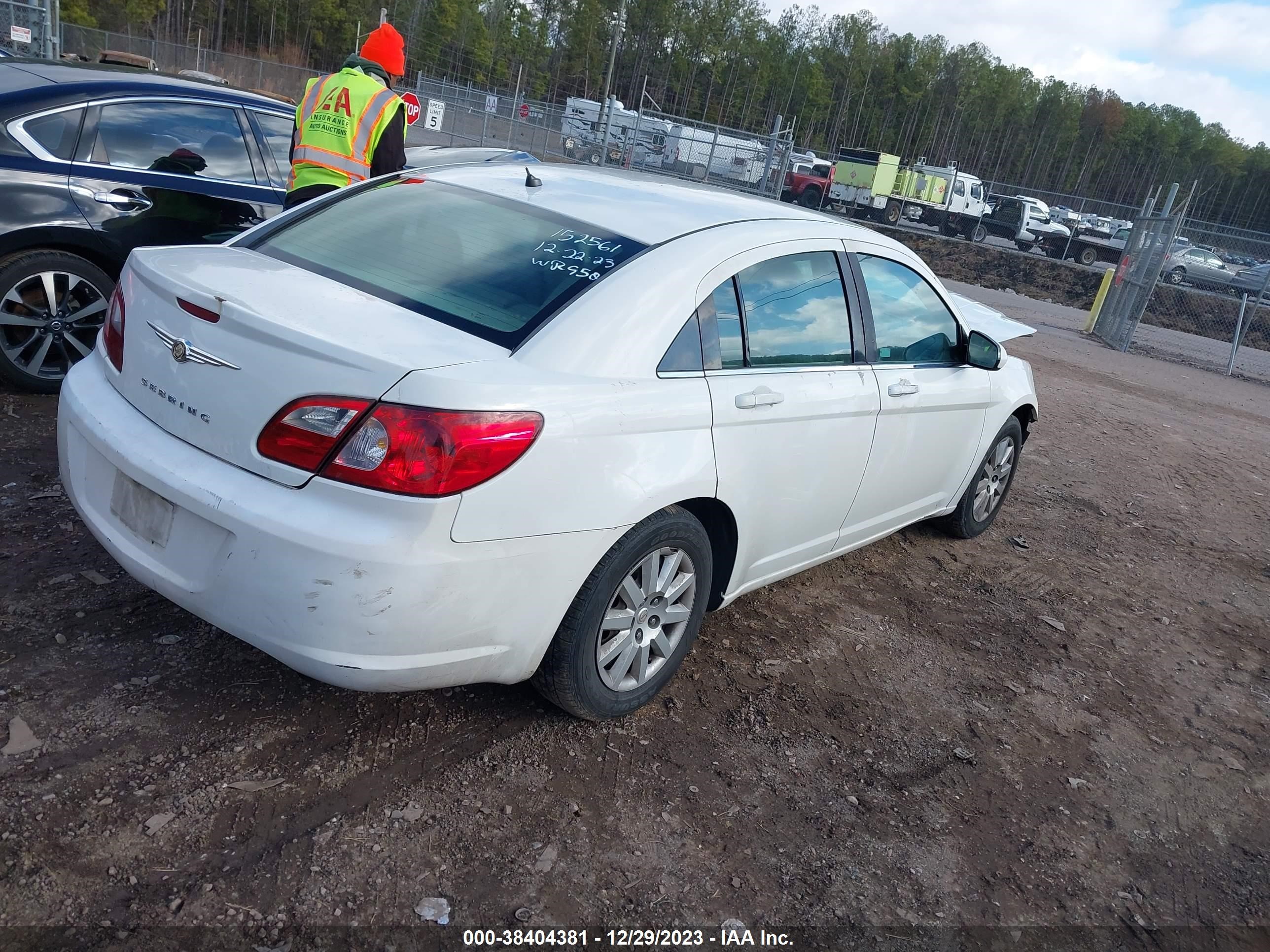 Photo 3 VIN: 1C3LC46K47N522961 - CHRYSLER SEBRING 