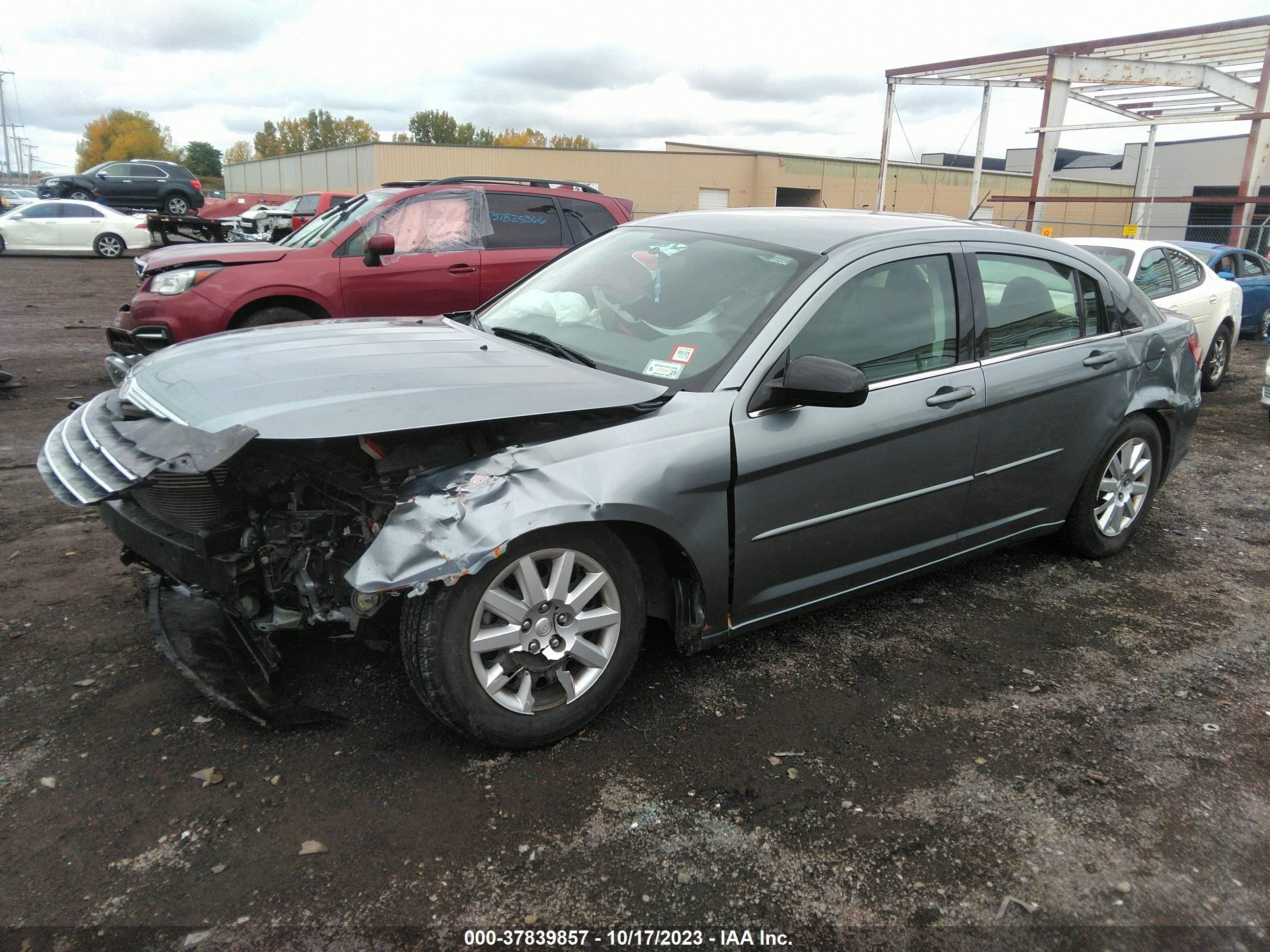 Photo 1 VIN: 1C3LC46K57N645202 - CHRYSLER SEBRING 