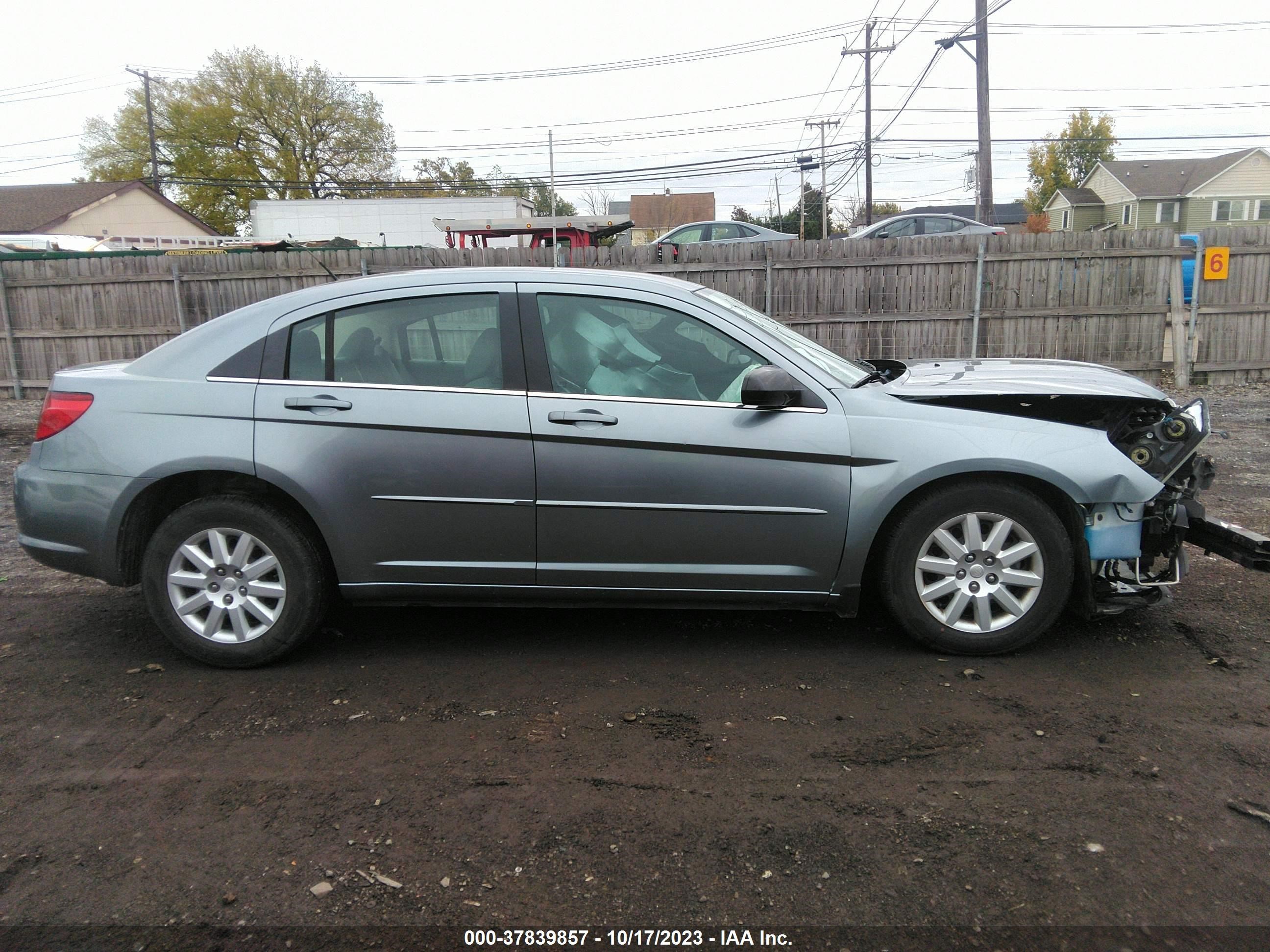 Photo 12 VIN: 1C3LC46K57N645202 - CHRYSLER SEBRING 