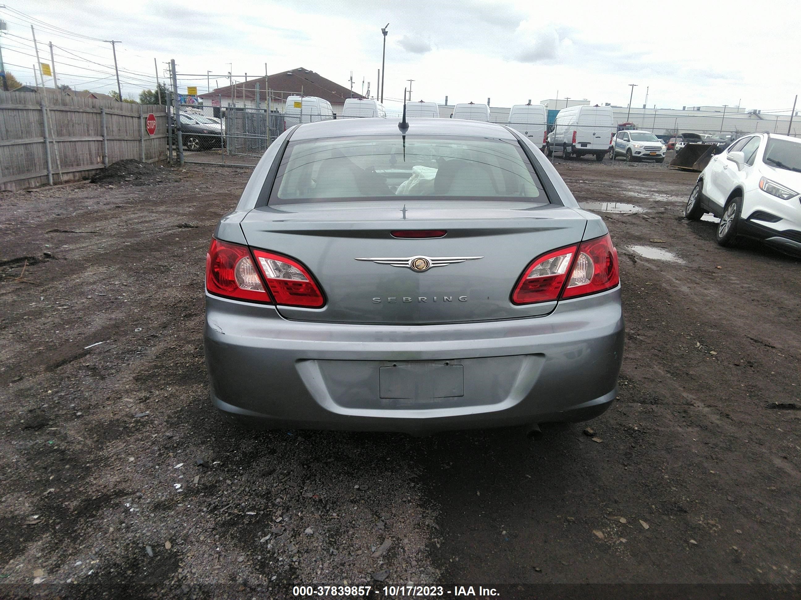 Photo 15 VIN: 1C3LC46K57N645202 - CHRYSLER SEBRING 