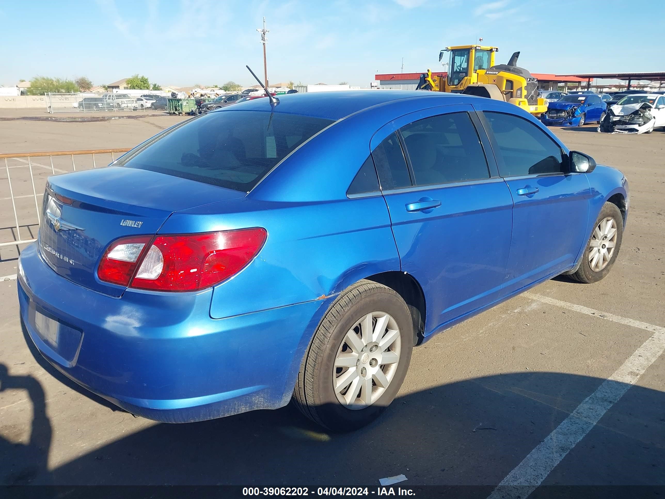 Photo 3 VIN: 1C3LC46K67N617313 - CHRYSLER SEBRING 