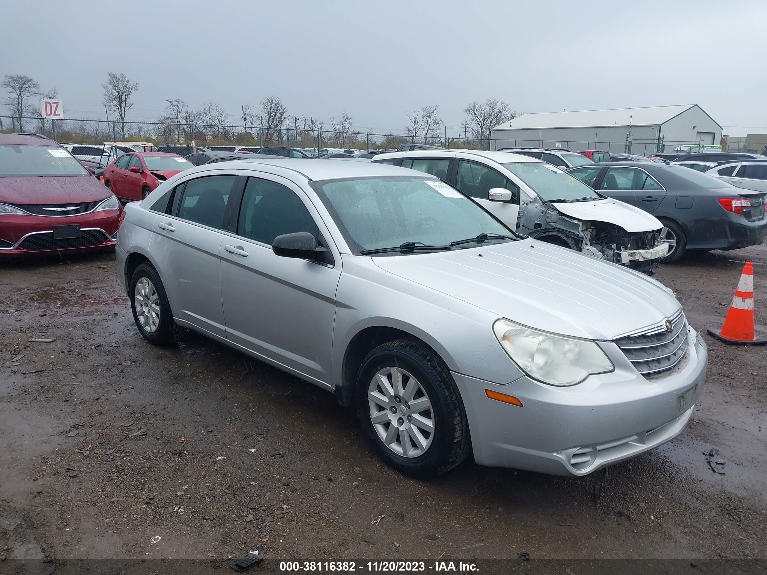 Photo 0 VIN: 1C3LC46KX7N588995 - CHRYSLER SEBRING 