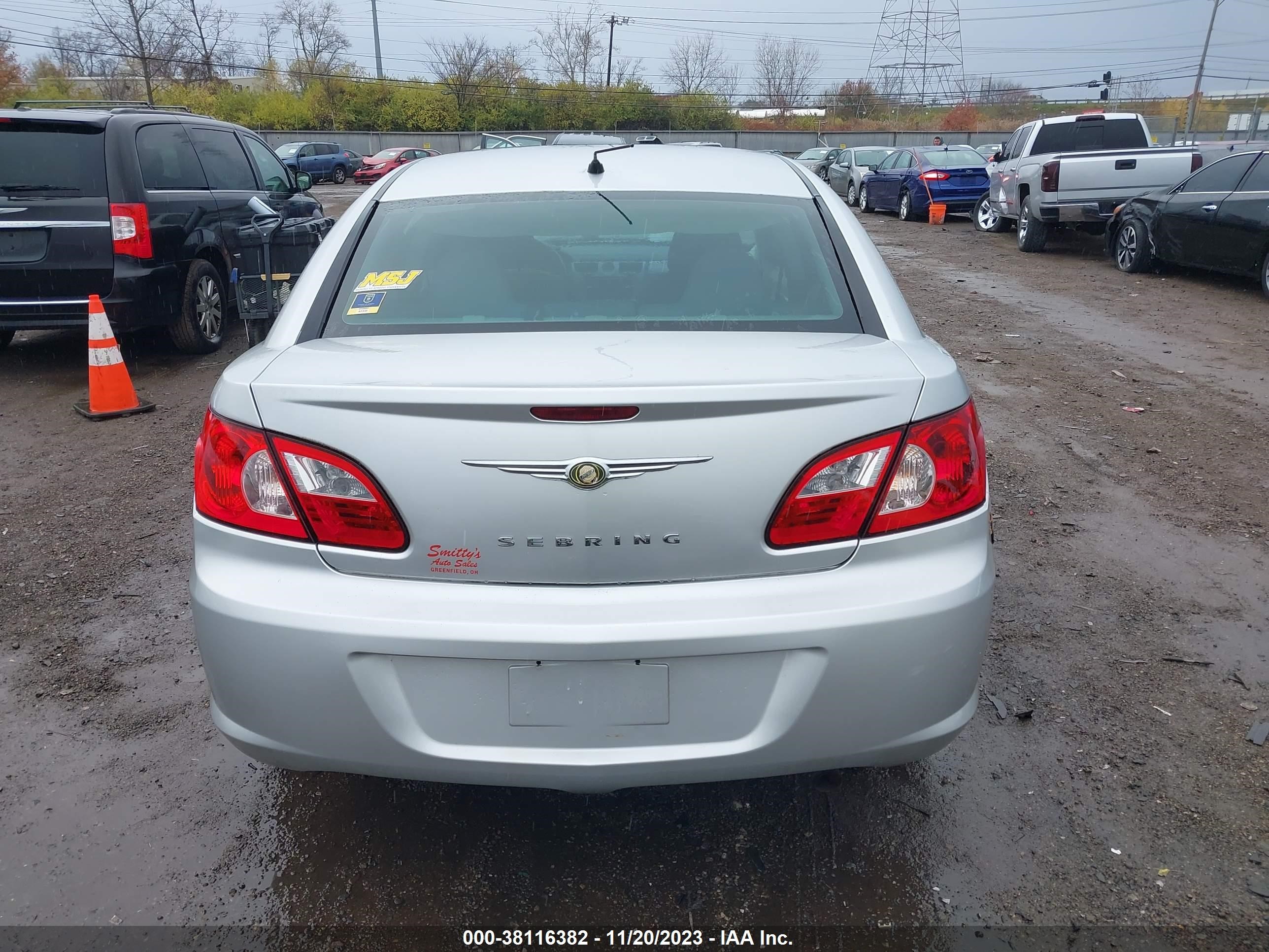 Photo 15 VIN: 1C3LC46KX7N588995 - CHRYSLER SEBRING 