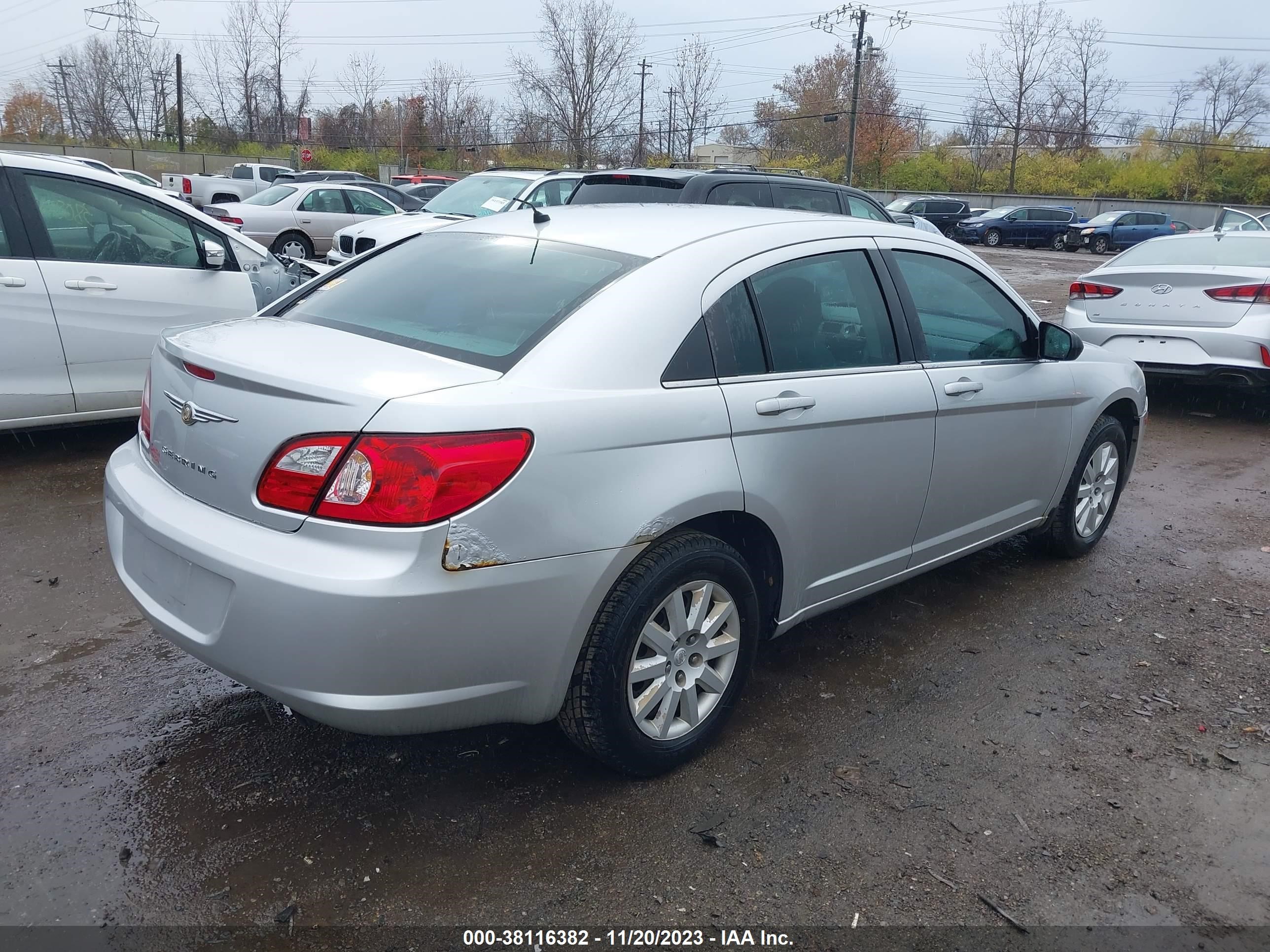 Photo 3 VIN: 1C3LC46KX7N588995 - CHRYSLER SEBRING 