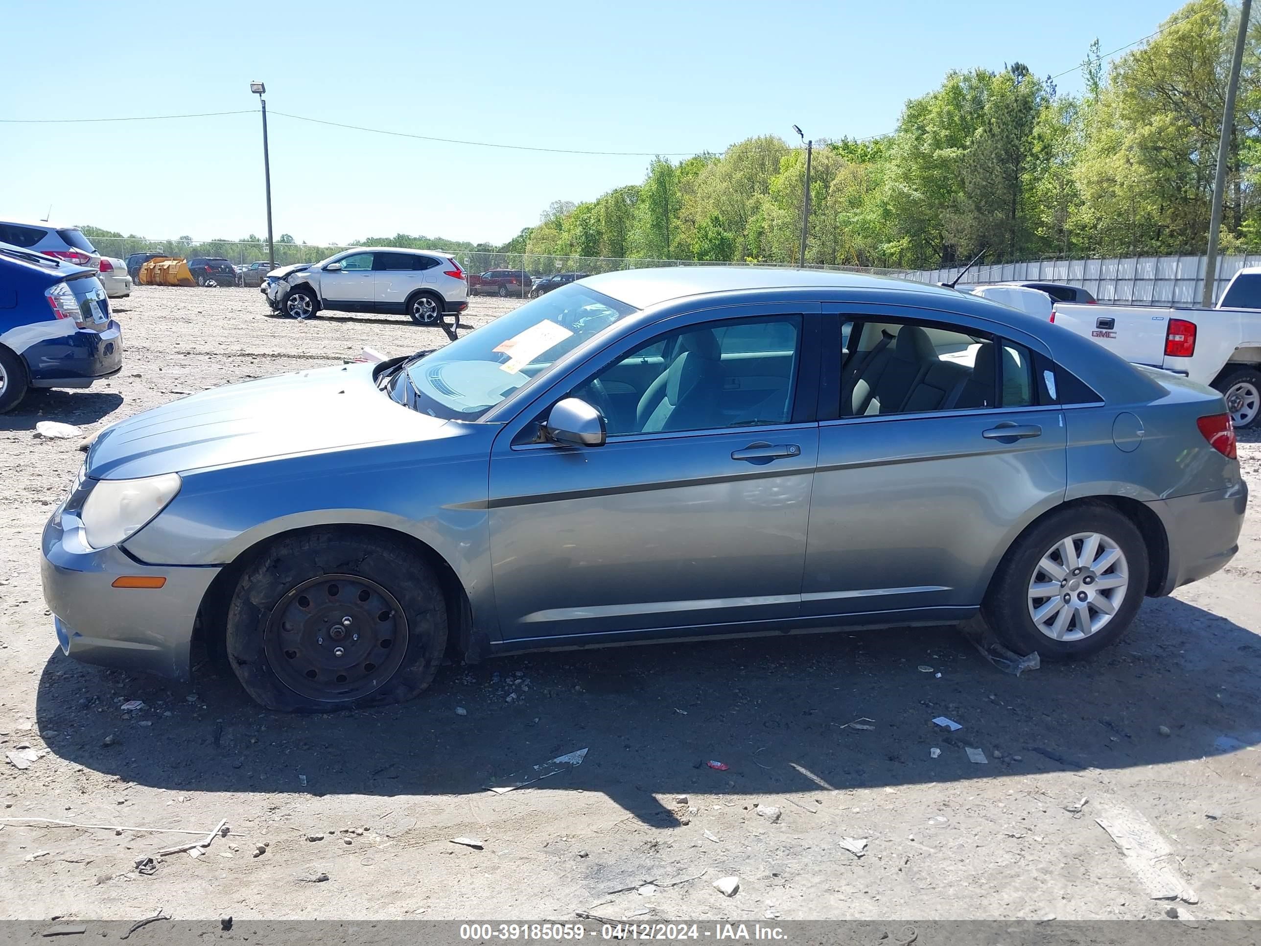 Photo 13 VIN: 1C3LC46R17N513387 - CHRYSLER SEBRING 