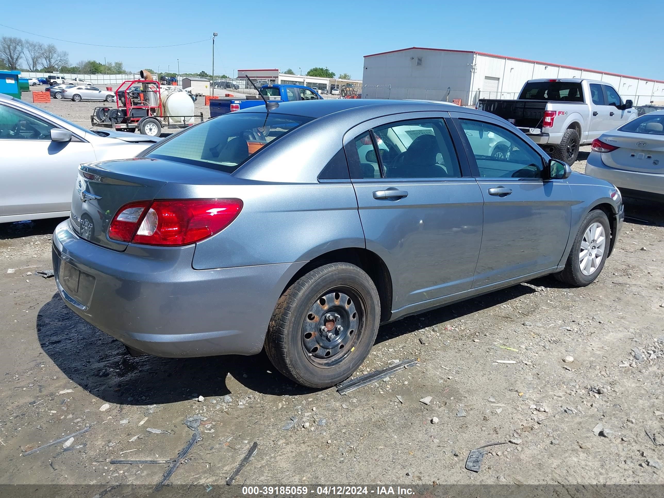 Photo 3 VIN: 1C3LC46R17N513387 - CHRYSLER SEBRING 