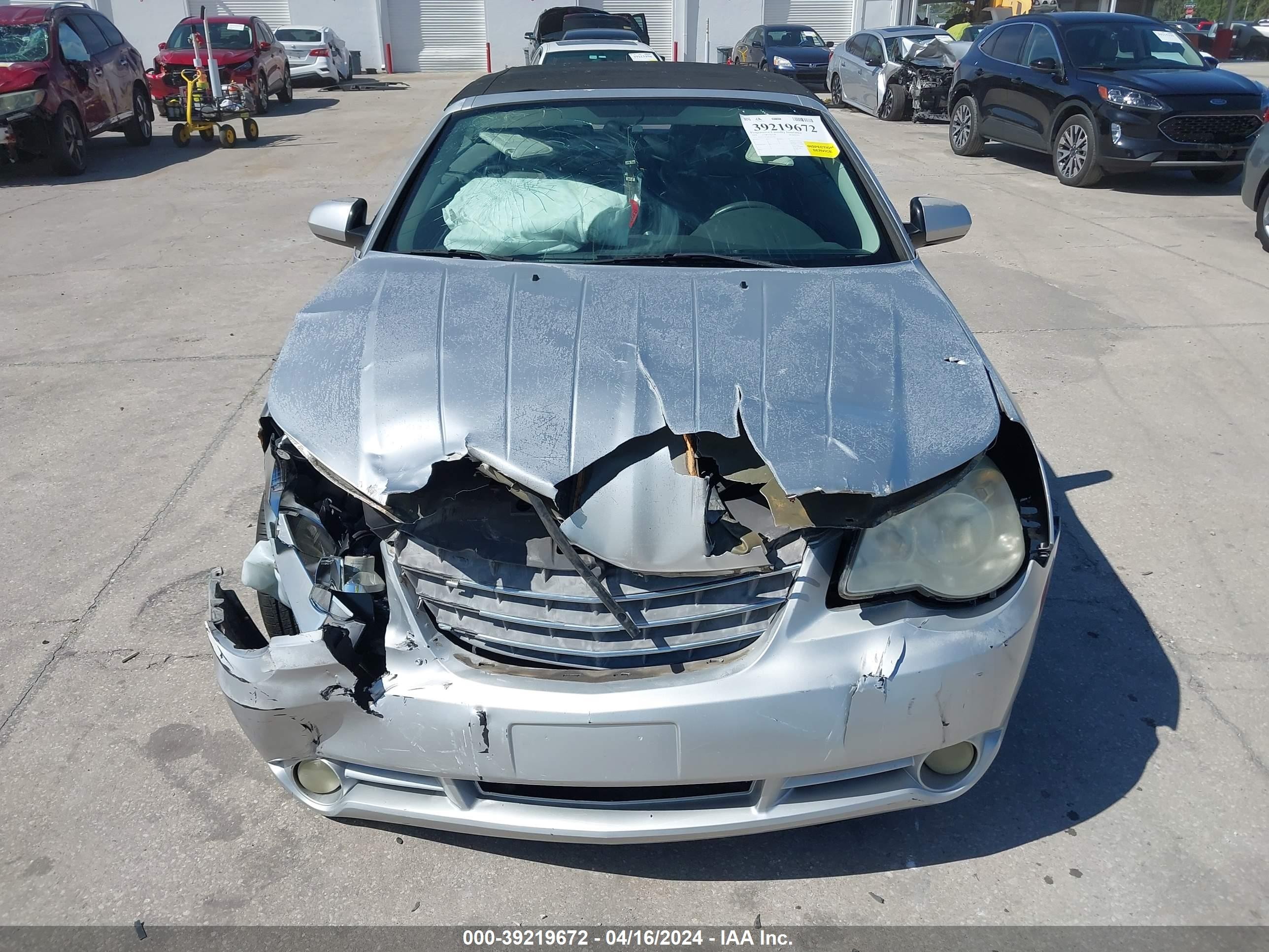 Photo 12 VIN: 1C3LC55R48N207910 - CHRYSLER SEBRING 