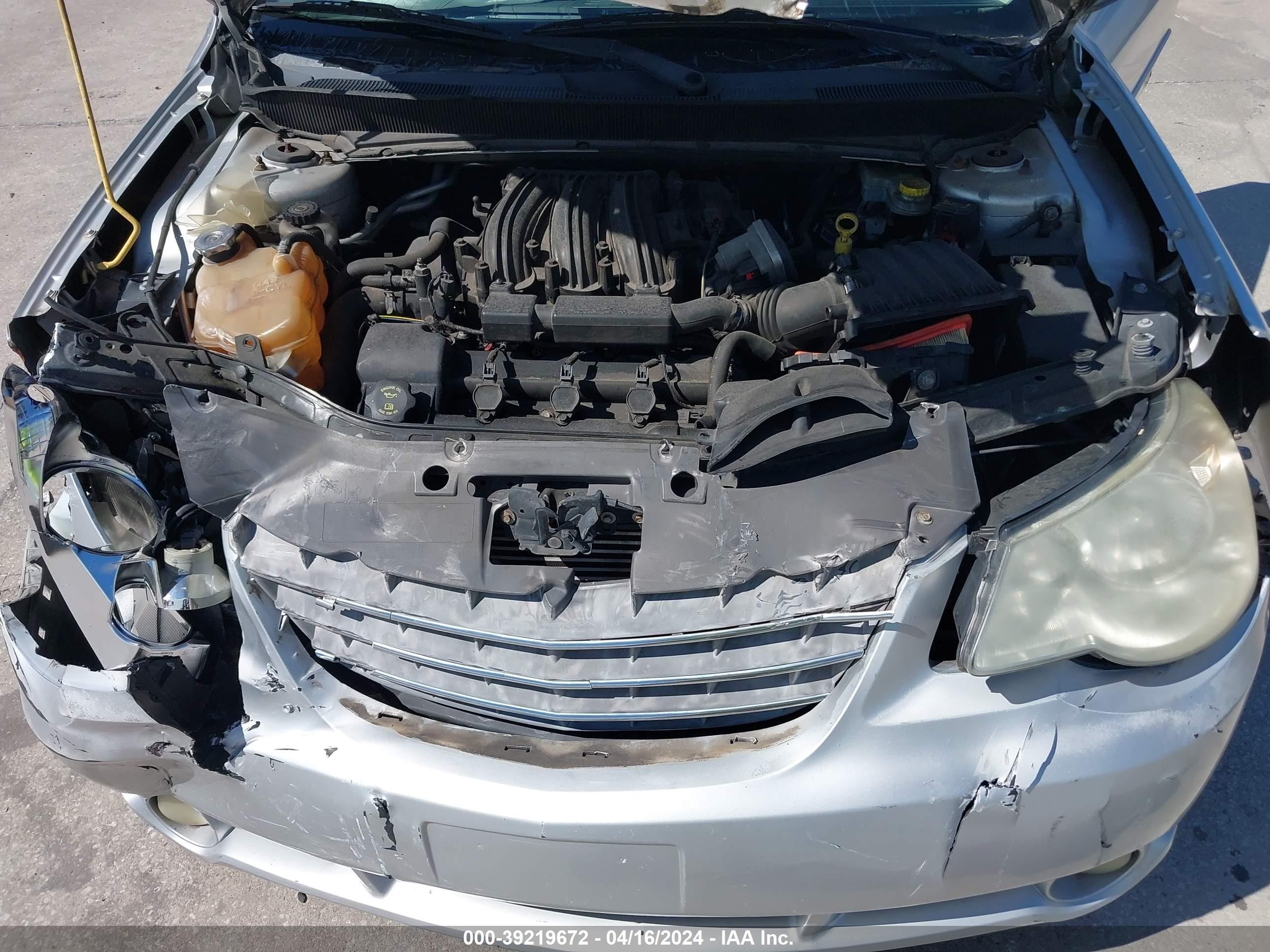 Photo 9 VIN: 1C3LC55R48N207910 - CHRYSLER SEBRING 