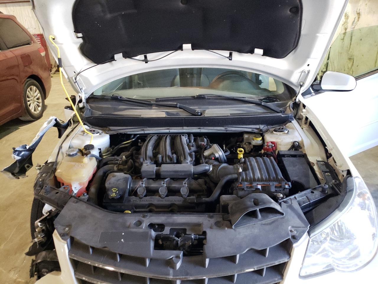 Photo 10 VIN: 1C3LC55R48N273163 - CHRYSLER SEBRING 