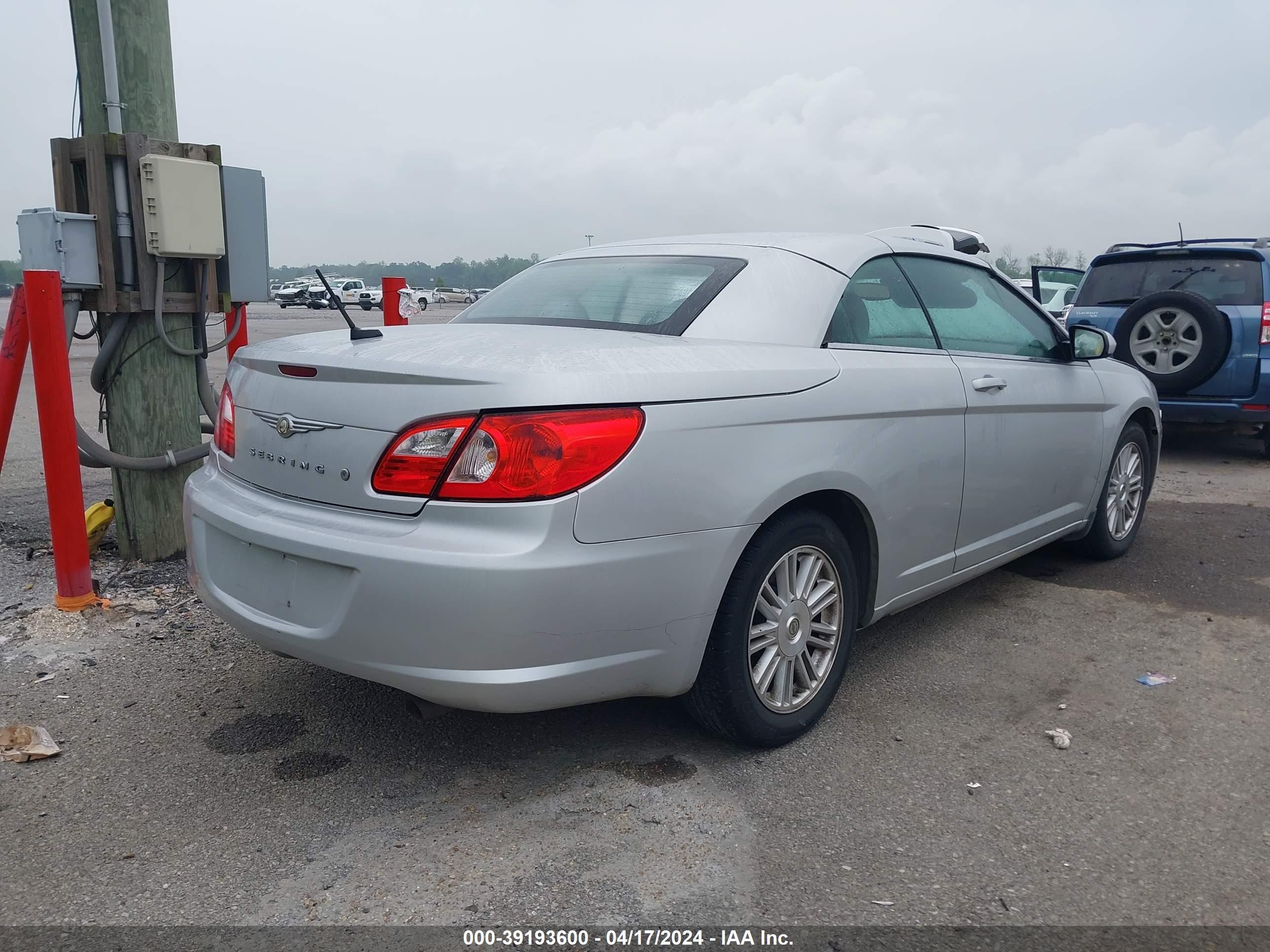 Photo 3 VIN: 1C3LC55R58N125037 - CHRYSLER SEBRING 