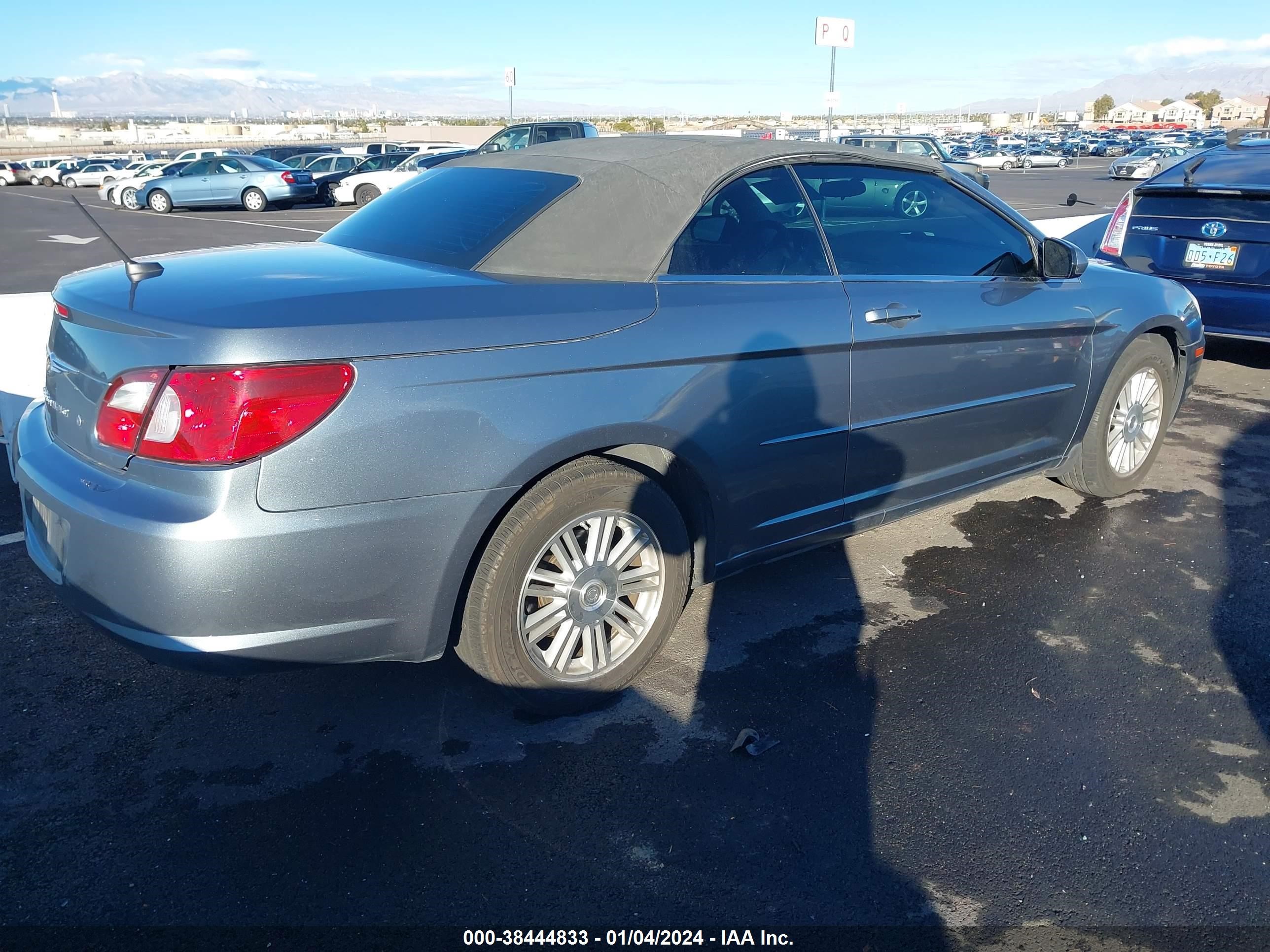 Photo 3 VIN: 1C3LC55R58N624646 - CHRYSLER SEBRING 