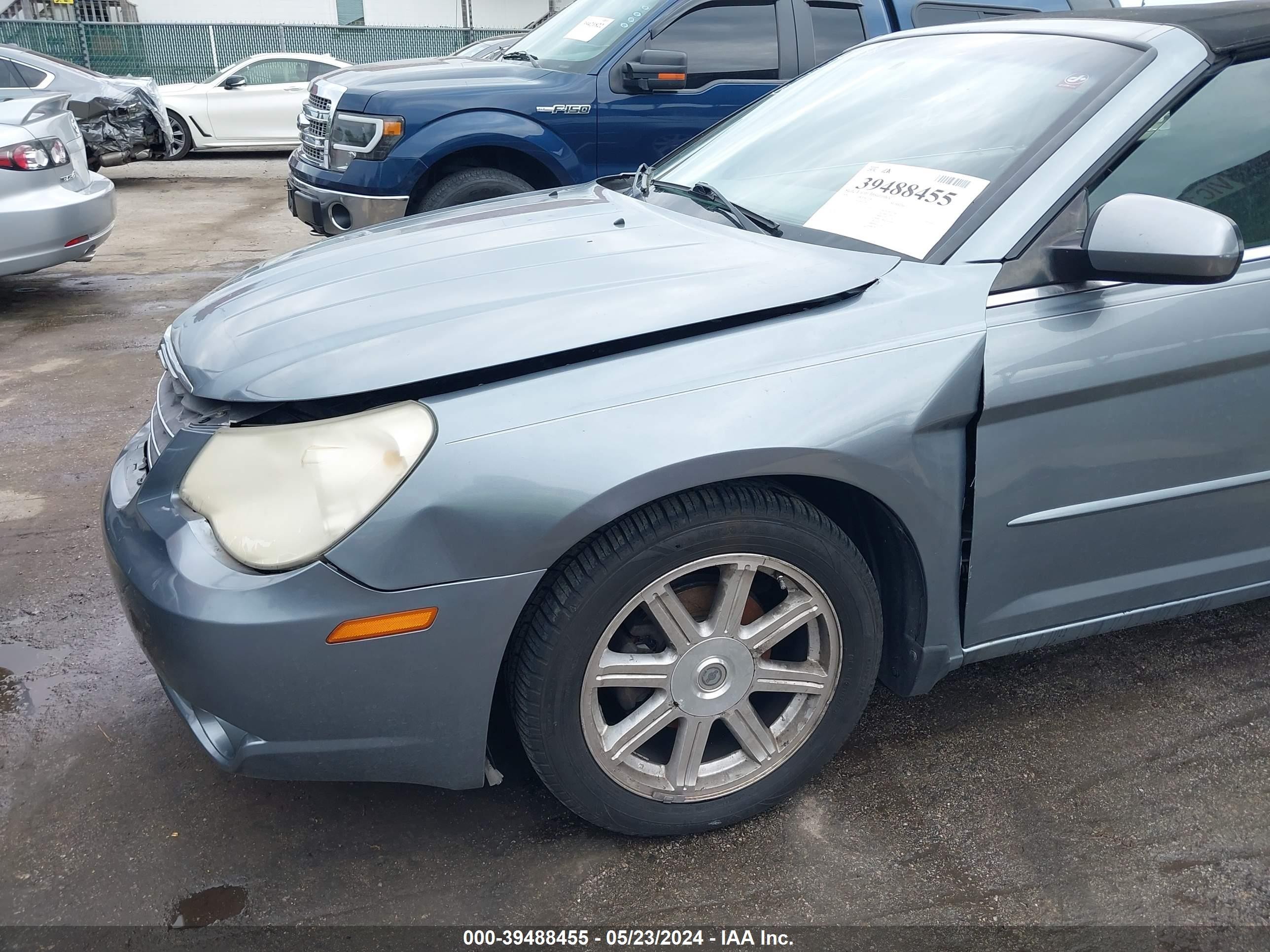 Photo 5 VIN: 1C3LC55R78N689708 - CHRYSLER SEBRING 