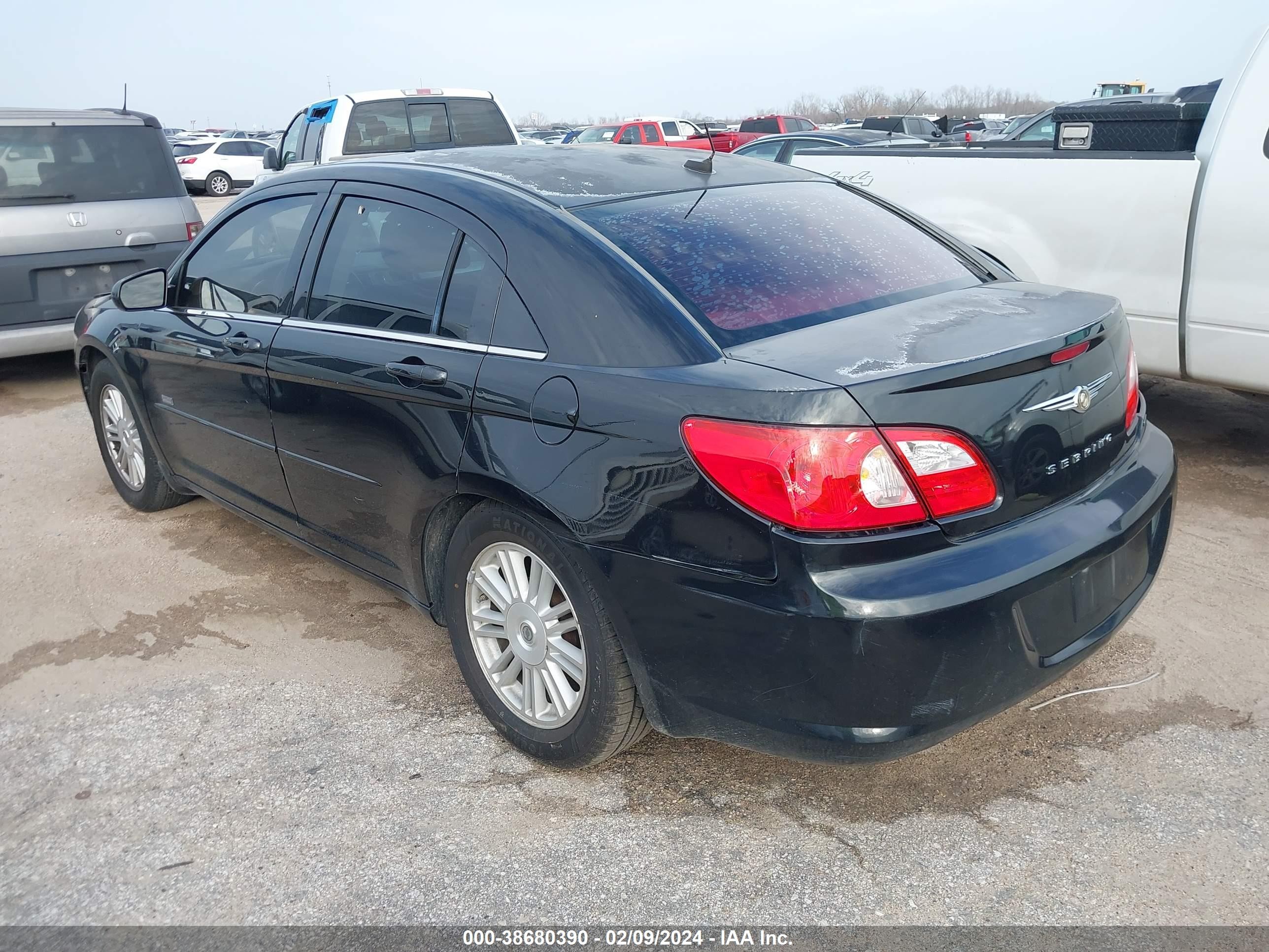 Photo 2 VIN: 1C3LC56KX8N177863 - CHRYSLER SEBRING 