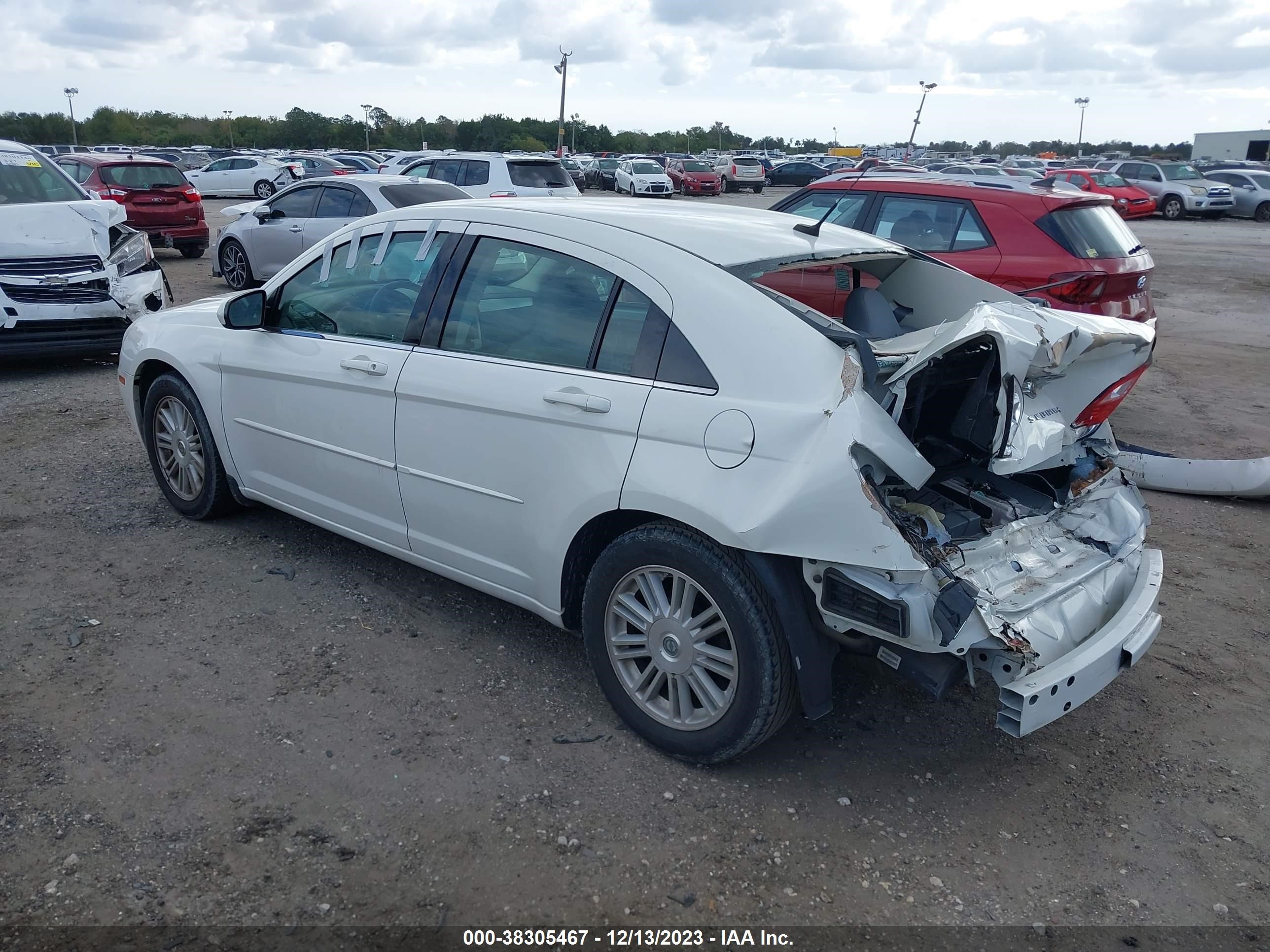 Photo 2 VIN: 1C3LC56R18N257212 - CHRYSLER SEBRING 