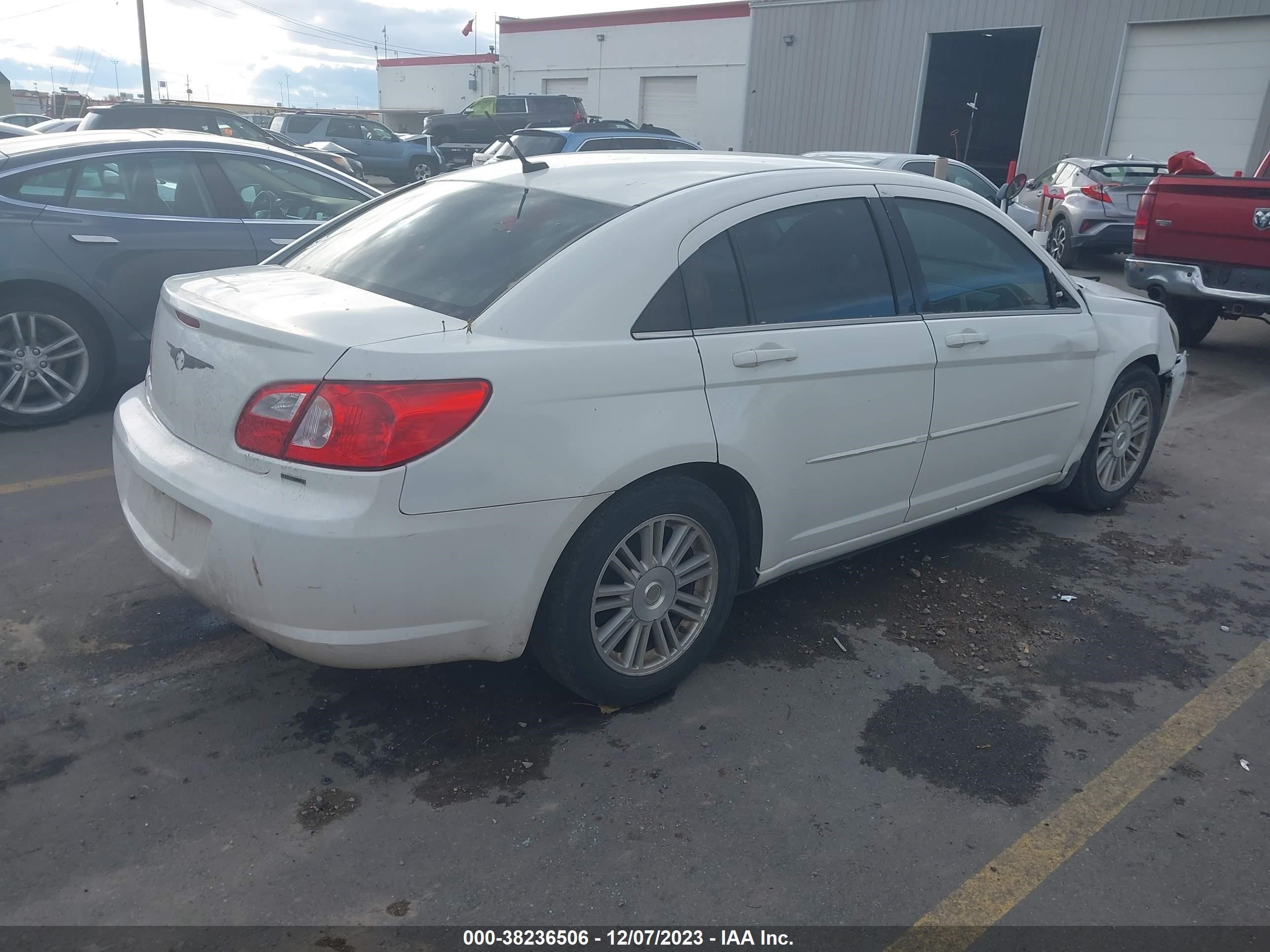 Photo 3 VIN: 1C3LC56R28N226454 - CHRYSLER SEBRING 