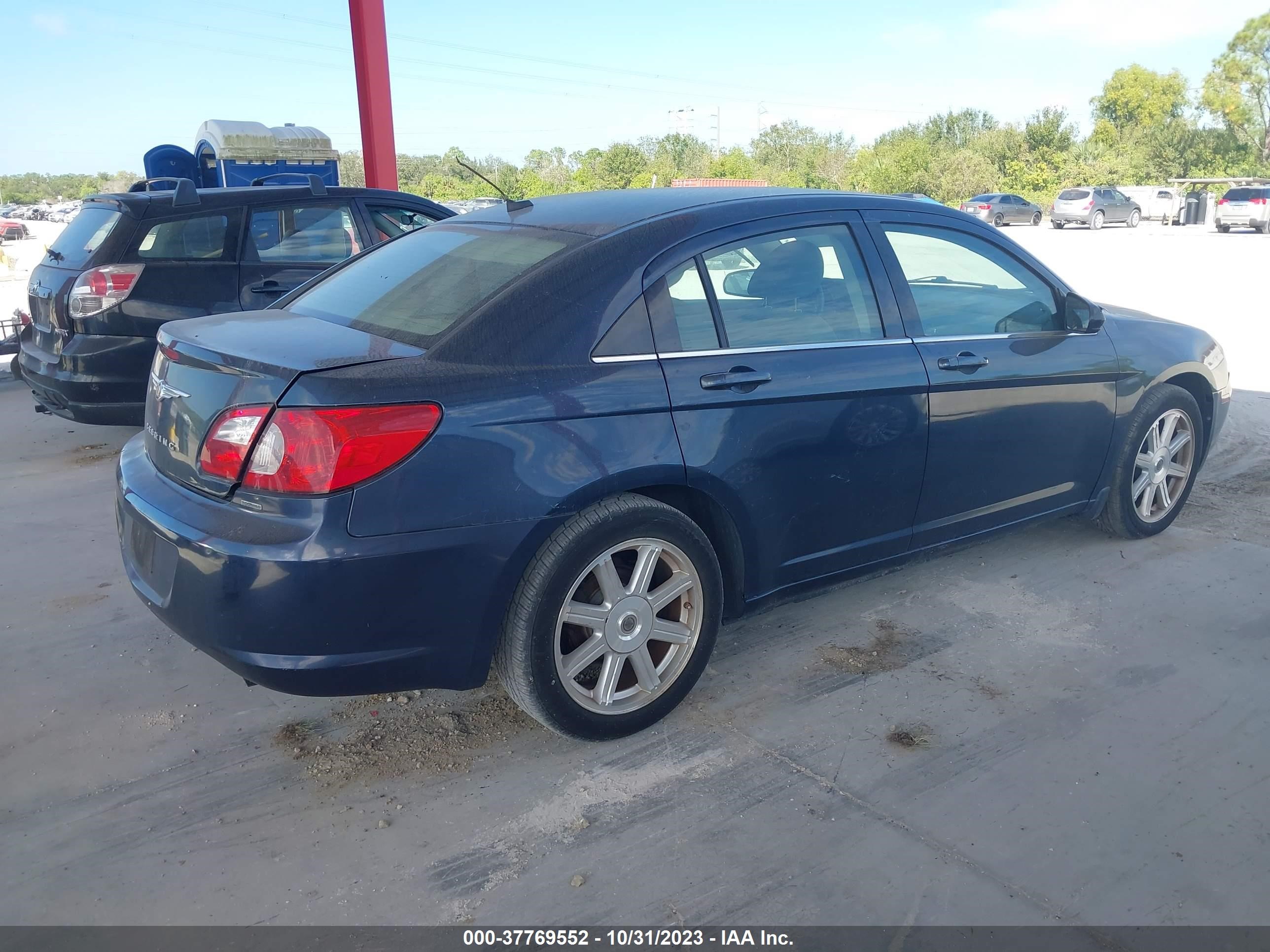 Photo 3 VIN: 1C3LC56R47N578739 - CHRYSLER SEBRING 