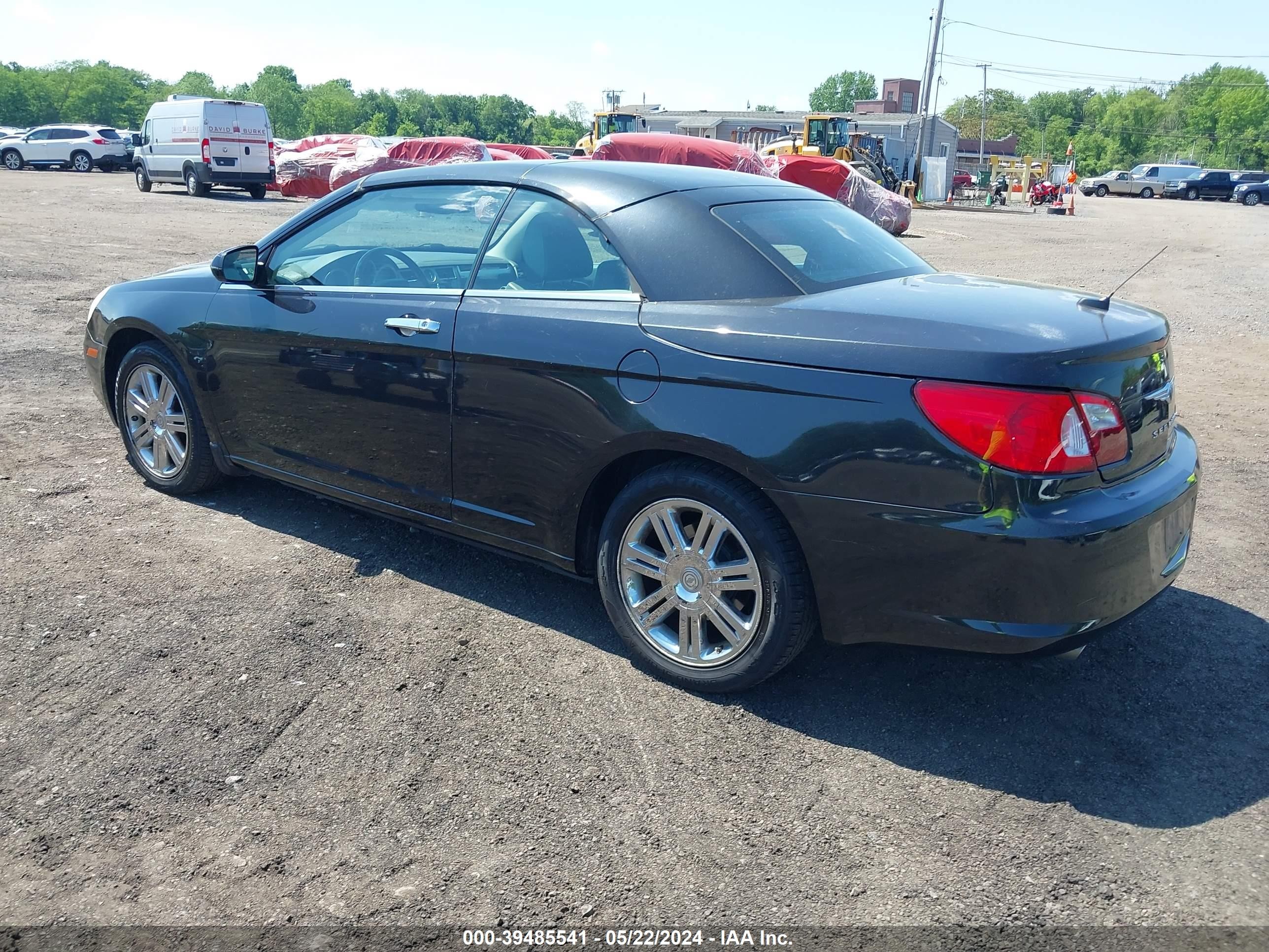 Photo 2 VIN: 1C3LC65M18N261112 - CHRYSLER SEBRING 