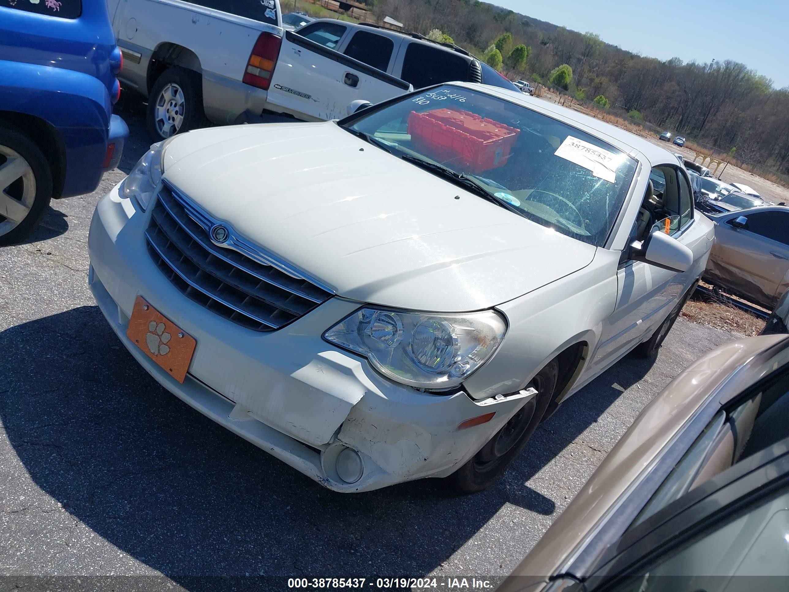 Photo 1 VIN: 1C3LC65M28N252029 - CHRYSLER SEBRING 