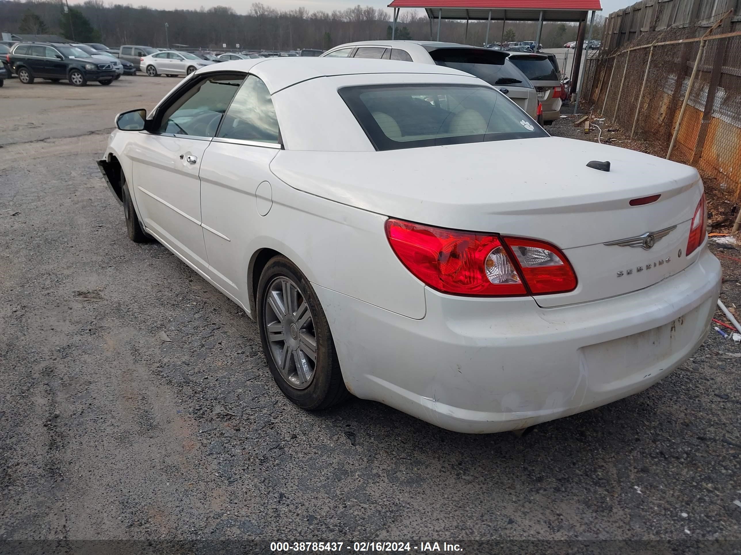 Photo 2 VIN: 1C3LC65M28N252029 - CHRYSLER SEBRING 