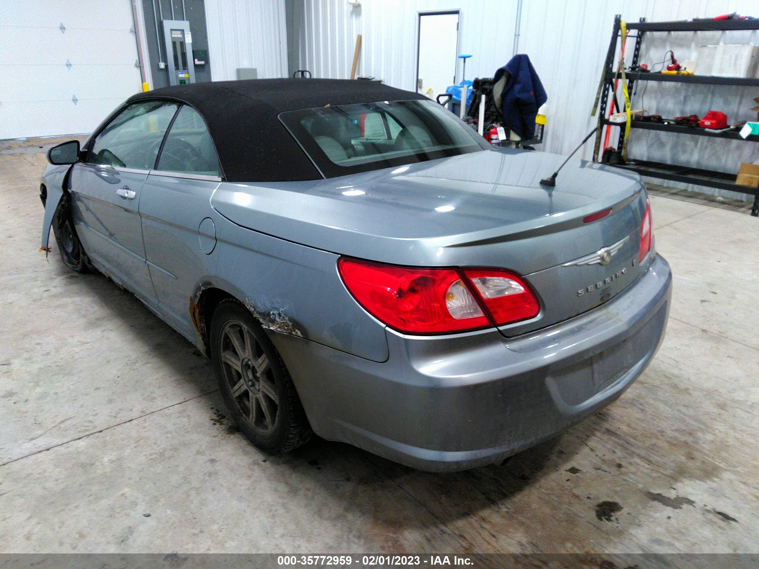 Photo 2 VIN: 1C3LC65MX8N268267 - CHRYSLER SEBRING 