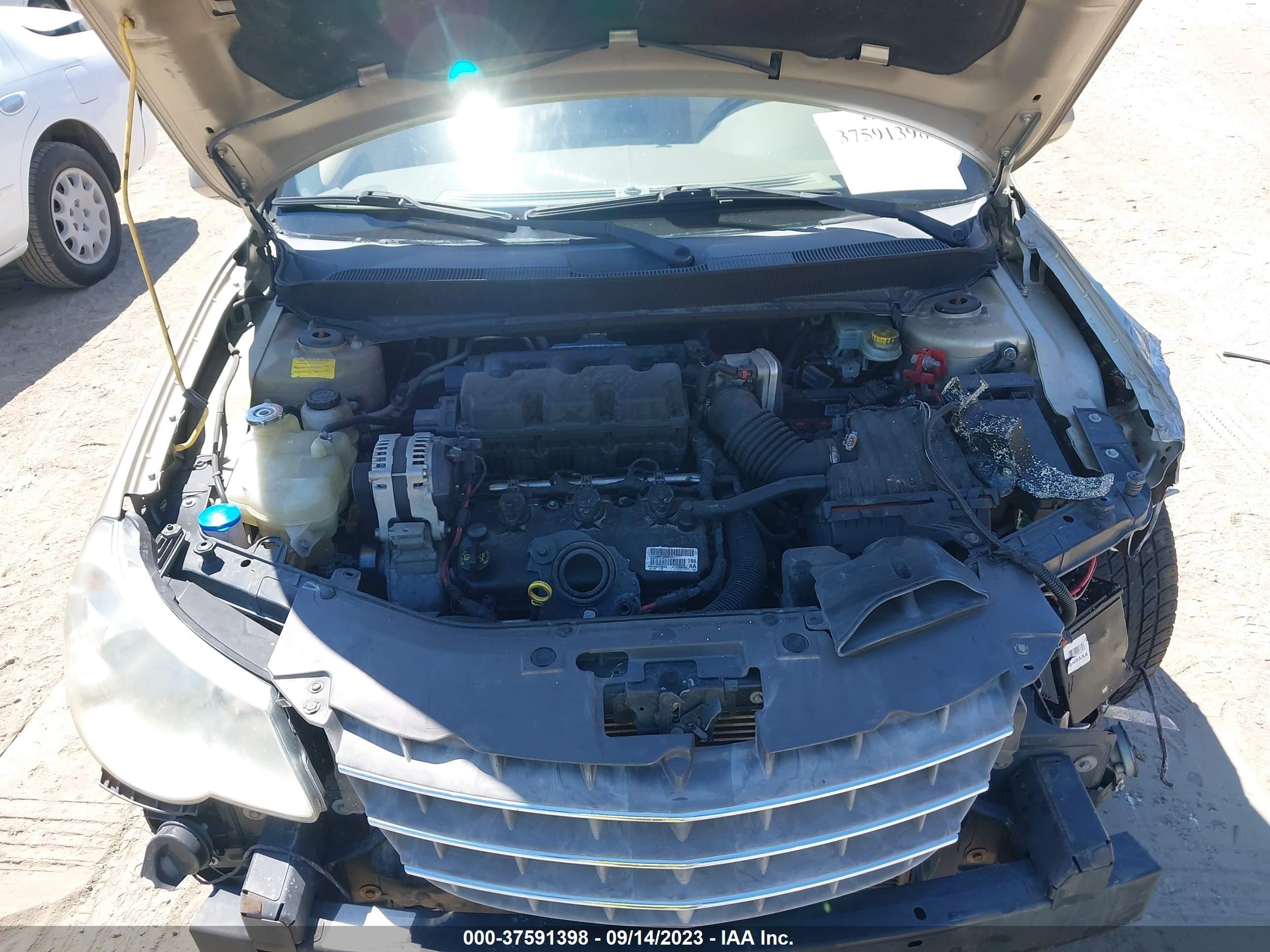 Photo 9 VIN: 1C3LC66M07N564086 - CHRYSLER SEBRING 