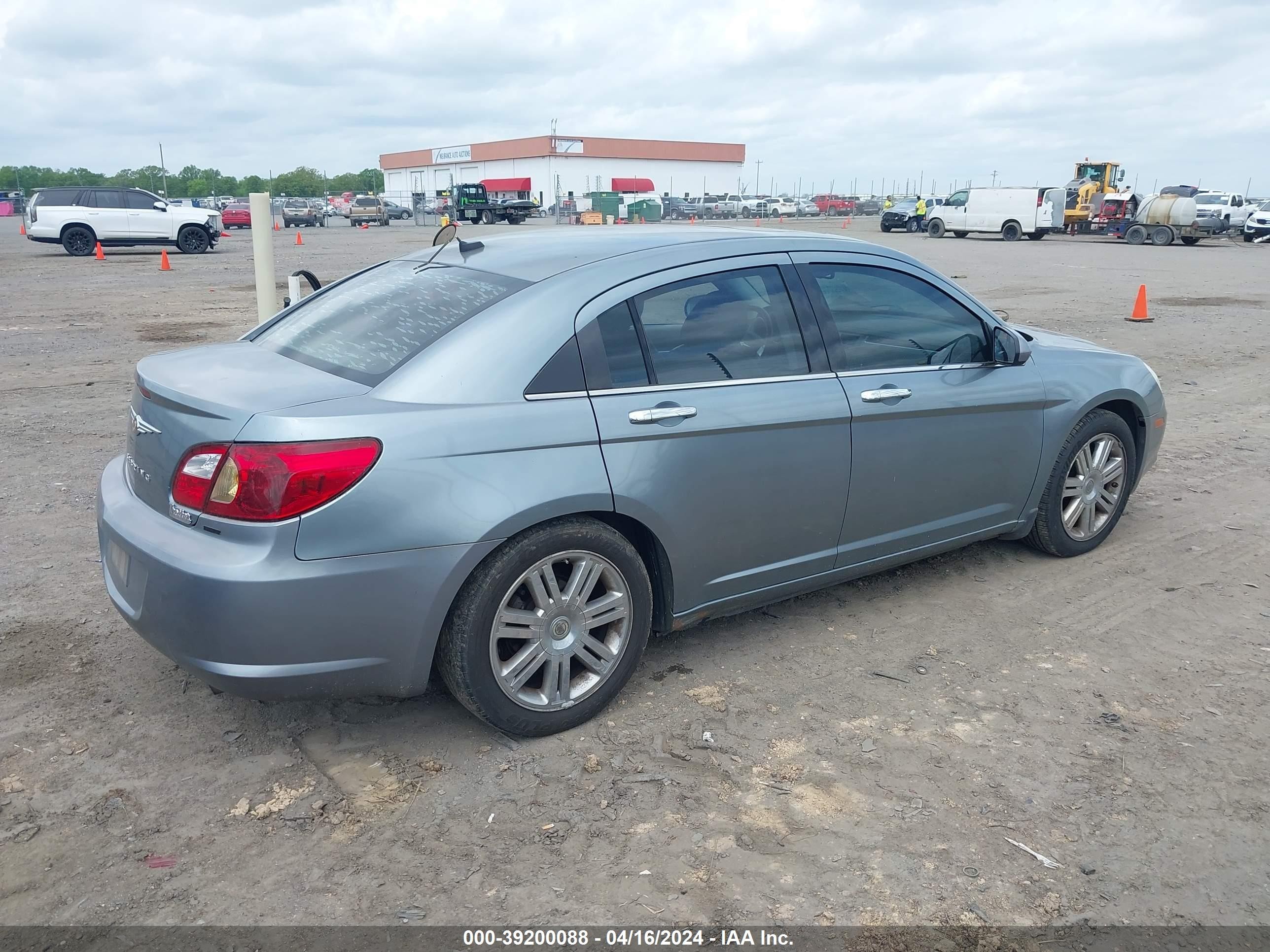 Photo 3 VIN: 1C3LC66M67N561547 - CHRYSLER SEBRING 