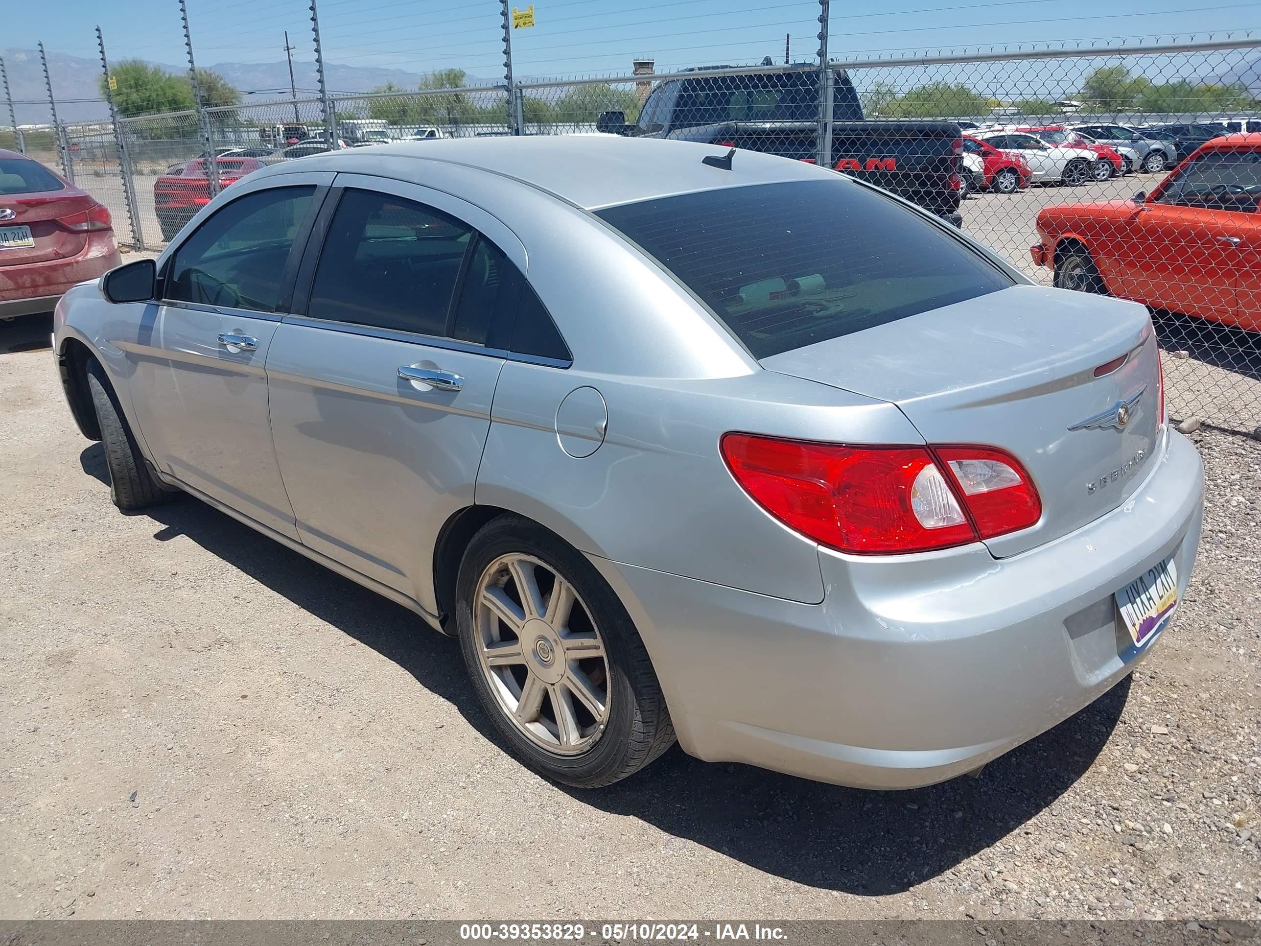 Photo 2 VIN: 1C3LC66MX8N166661 - CHRYSLER SEBRING 