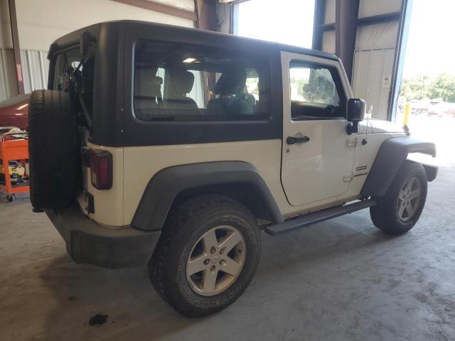 Photo 2 VIN: 1C4AJWAG0DL522986 - JEEP WRANGLER S 