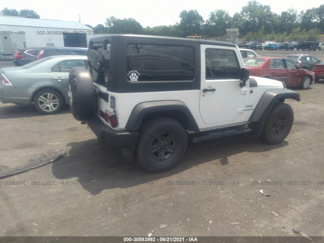 Photo 3 VIN: 1C4AJWAG0DL654856 - JEEP WRANGLER 