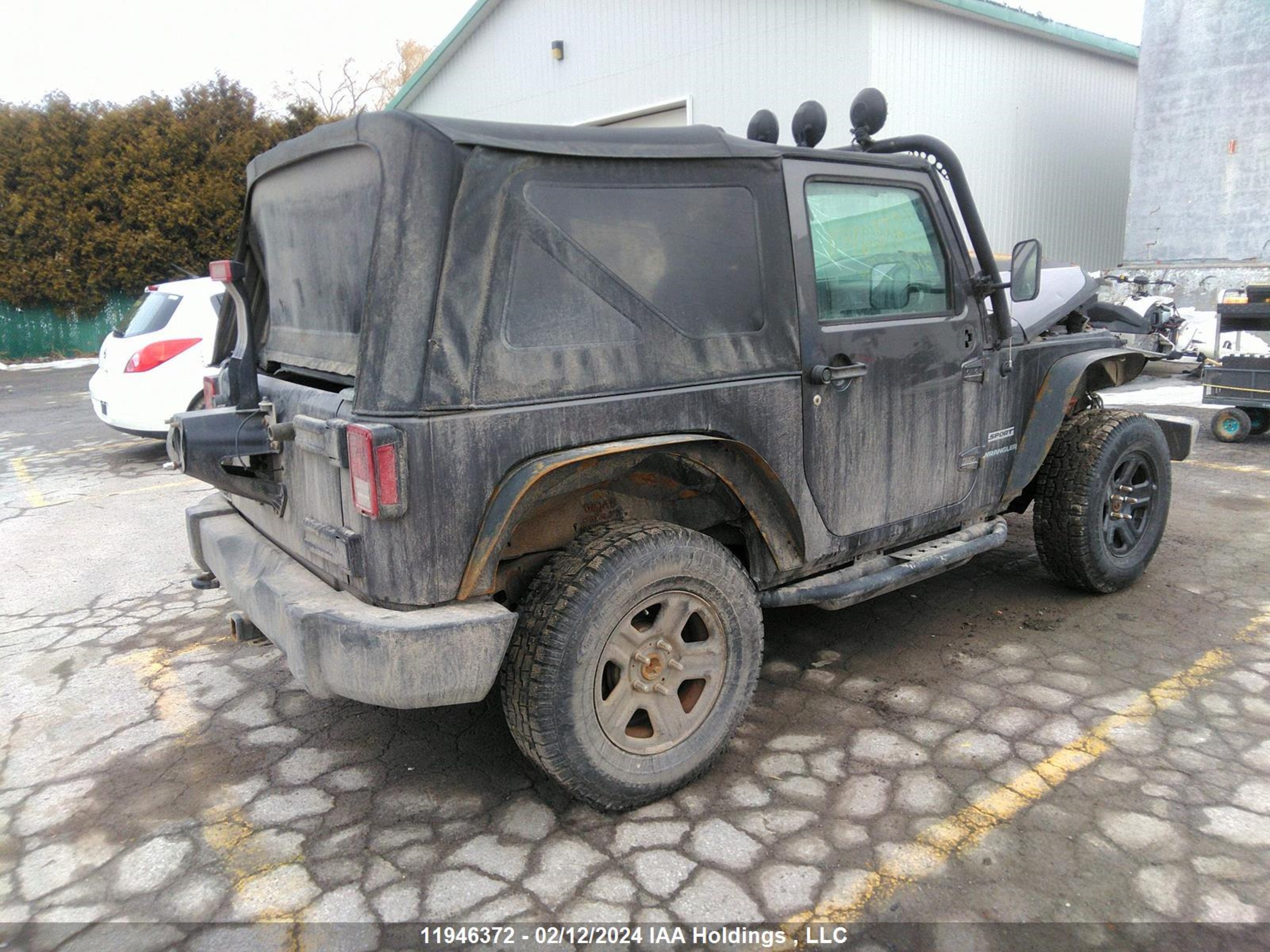 Photo 3 VIN: 1C4AJWAG0GL195896 - JEEP WRANGLER 