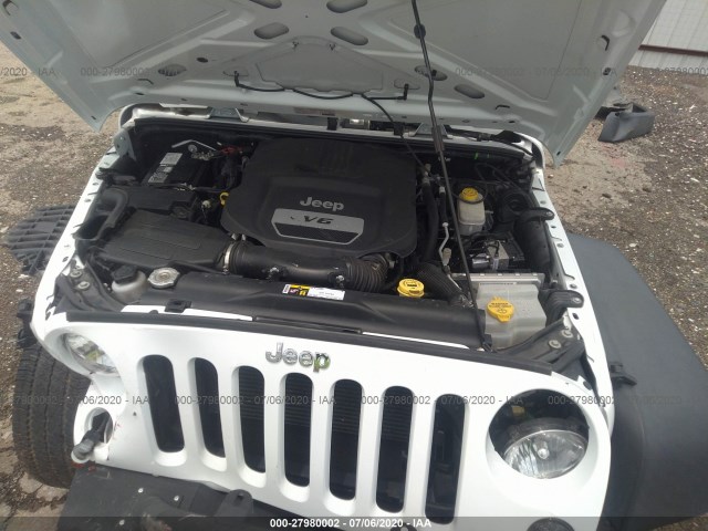 Photo 9 VIN: 1C4AJWAG0GL228640 - JEEP WRANGLER 