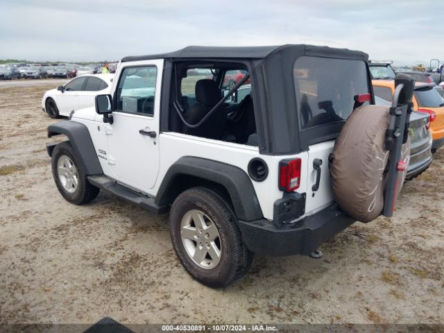 Photo 2 VIN: 1C4AJWAG0GL339110 - JEEP WRANGLER 