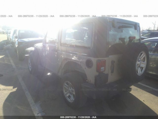 Photo 2 VIN: 1C4AJWAG0JL846595 - JEEP WRANGLER JK 