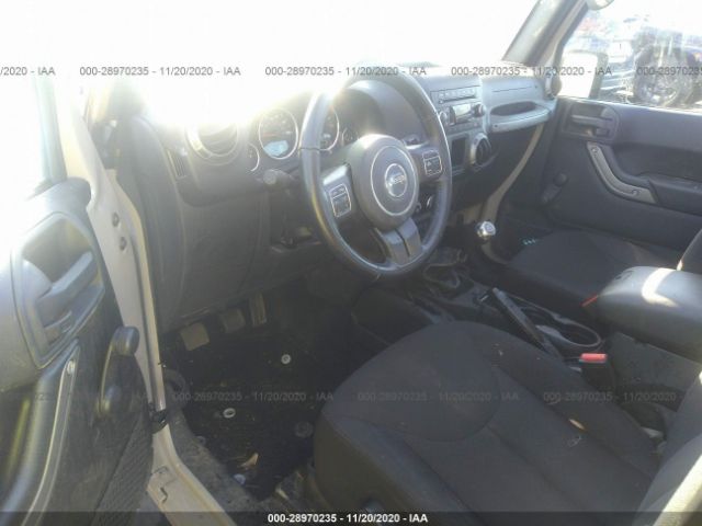 Photo 4 VIN: 1C4AJWAG0JL846595 - JEEP WRANGLER JK 