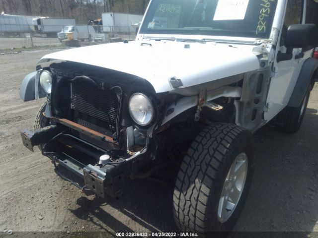 Photo 5 VIN: 1C4AJWAG1CL122708 - JEEP WRANGLER 