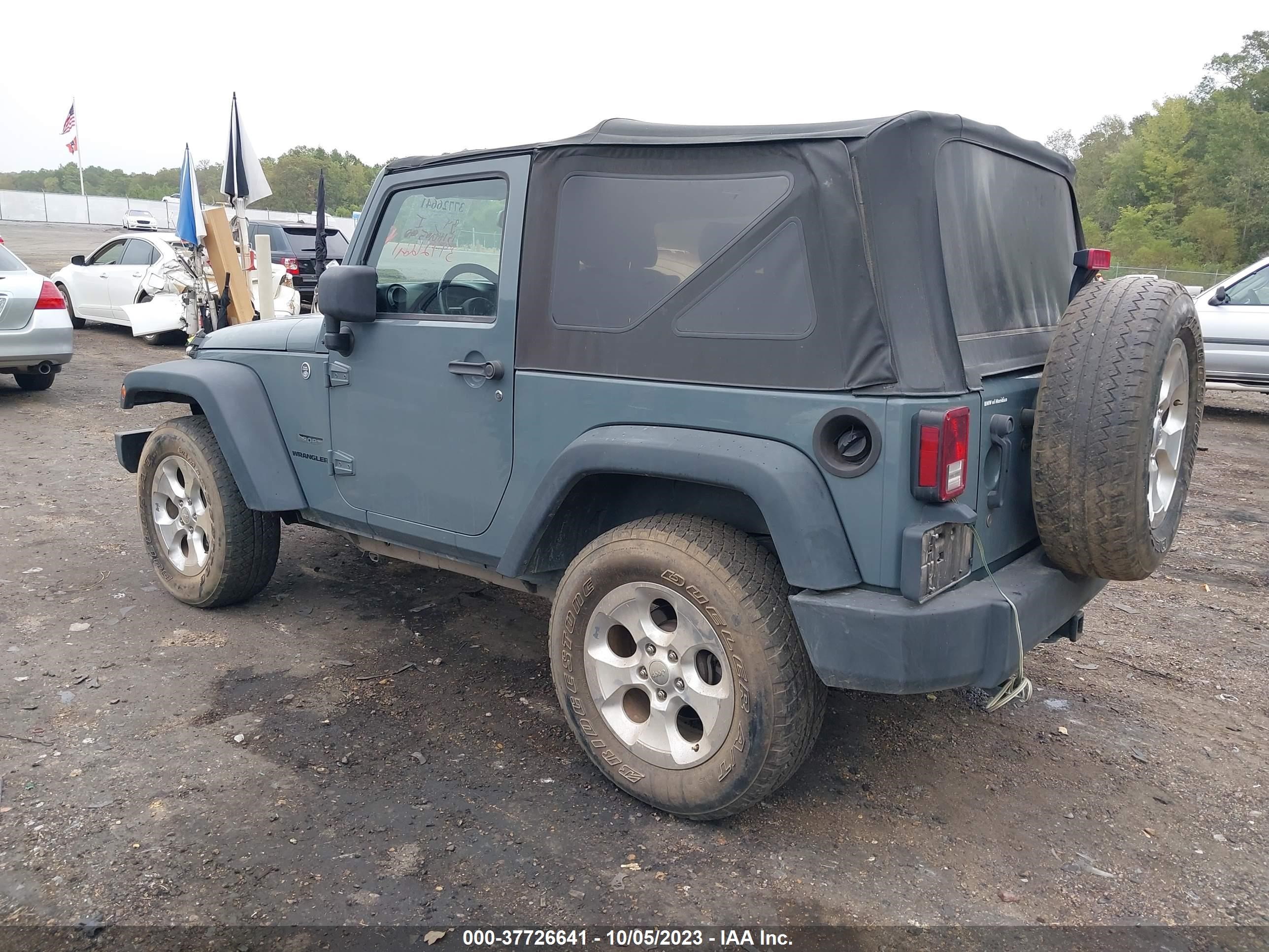 Photo 2 VIN: 1C4AJWAG1EL116846 - JEEP WRANGLER 