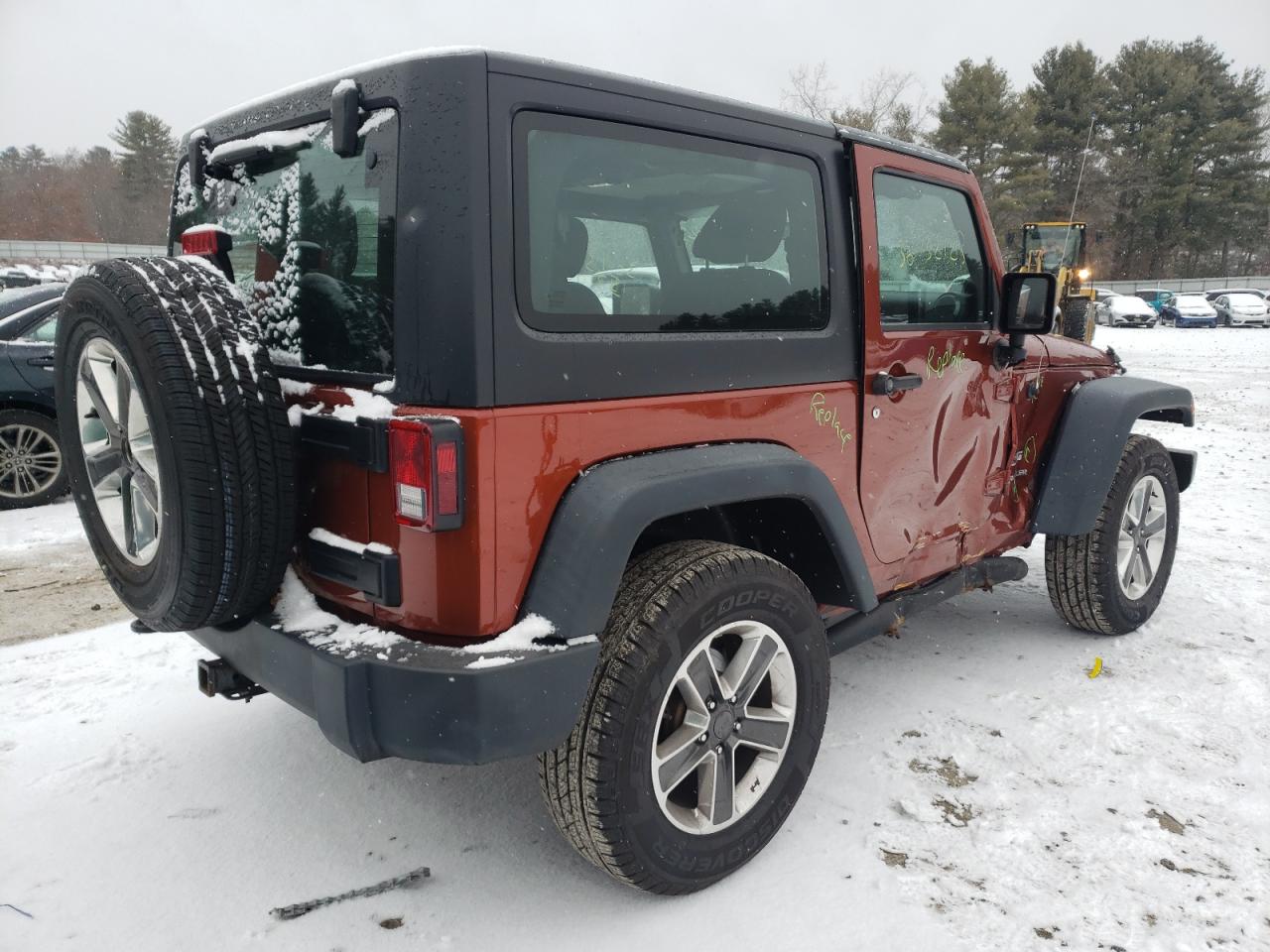 Photo 2 VIN: 1C4AJWAG1EL180384 - JEEP WRANGLER 