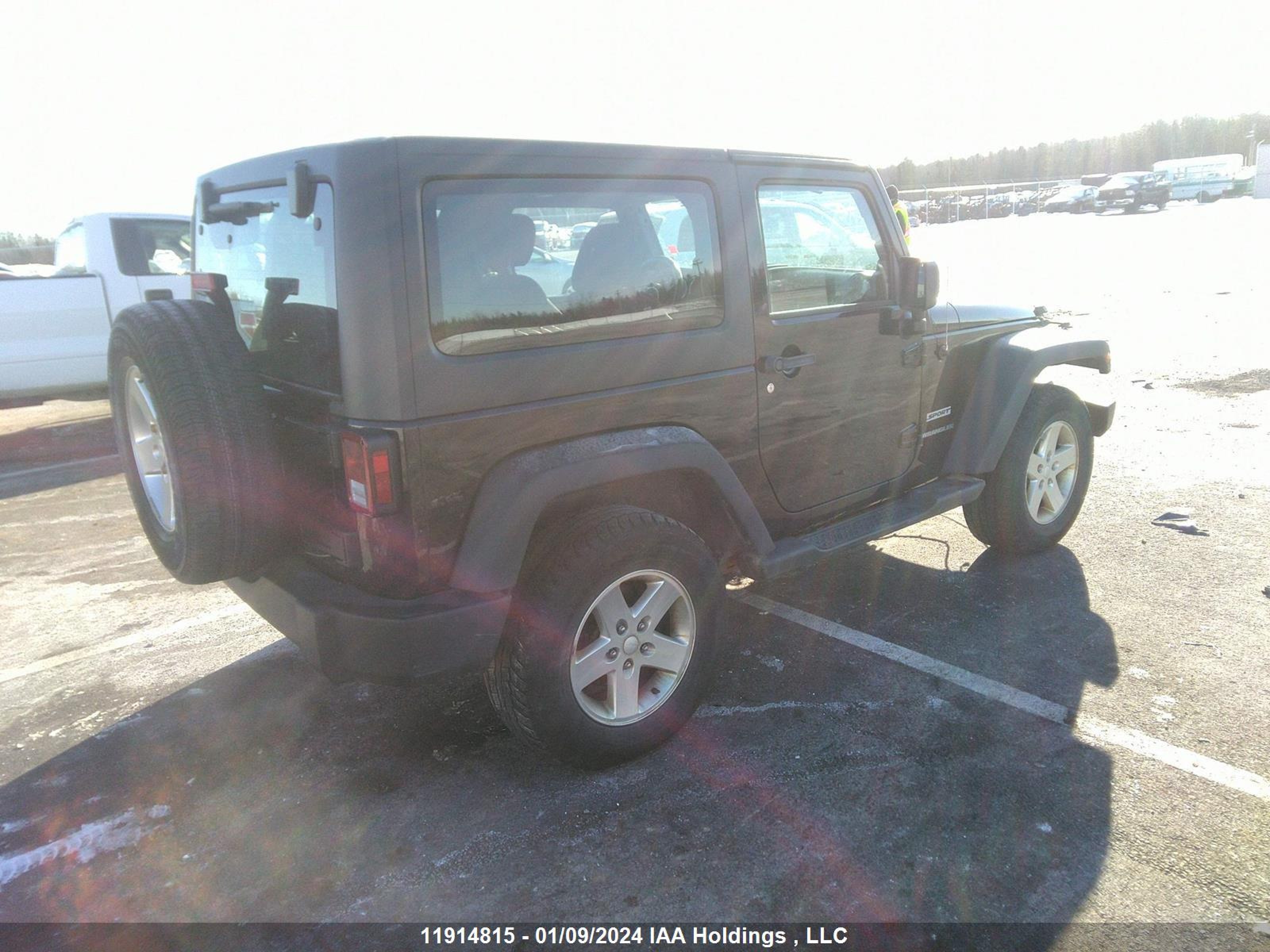 Photo 3 VIN: 1C4AJWAG1EL267542 - JEEP WRANGLER 