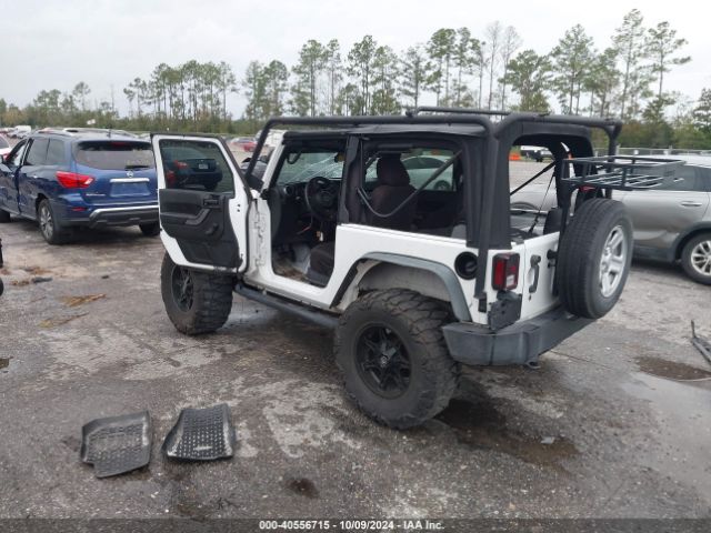 Photo 2 VIN: 1C4AJWAG1FL549911 - JEEP WRANGLER 