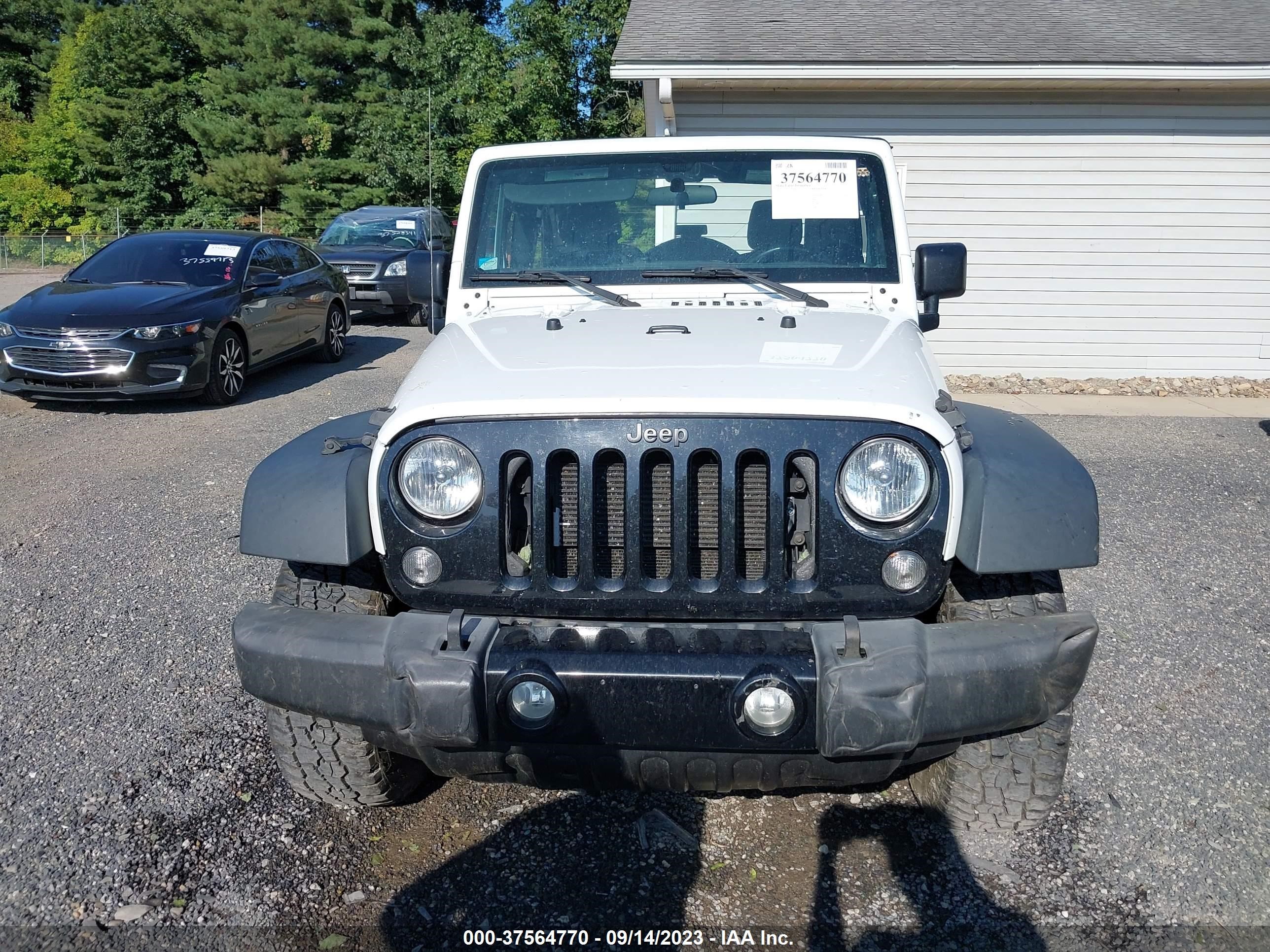 Photo 12 VIN: 1C4AJWAG1FL777102 - JEEP WRANGLER 